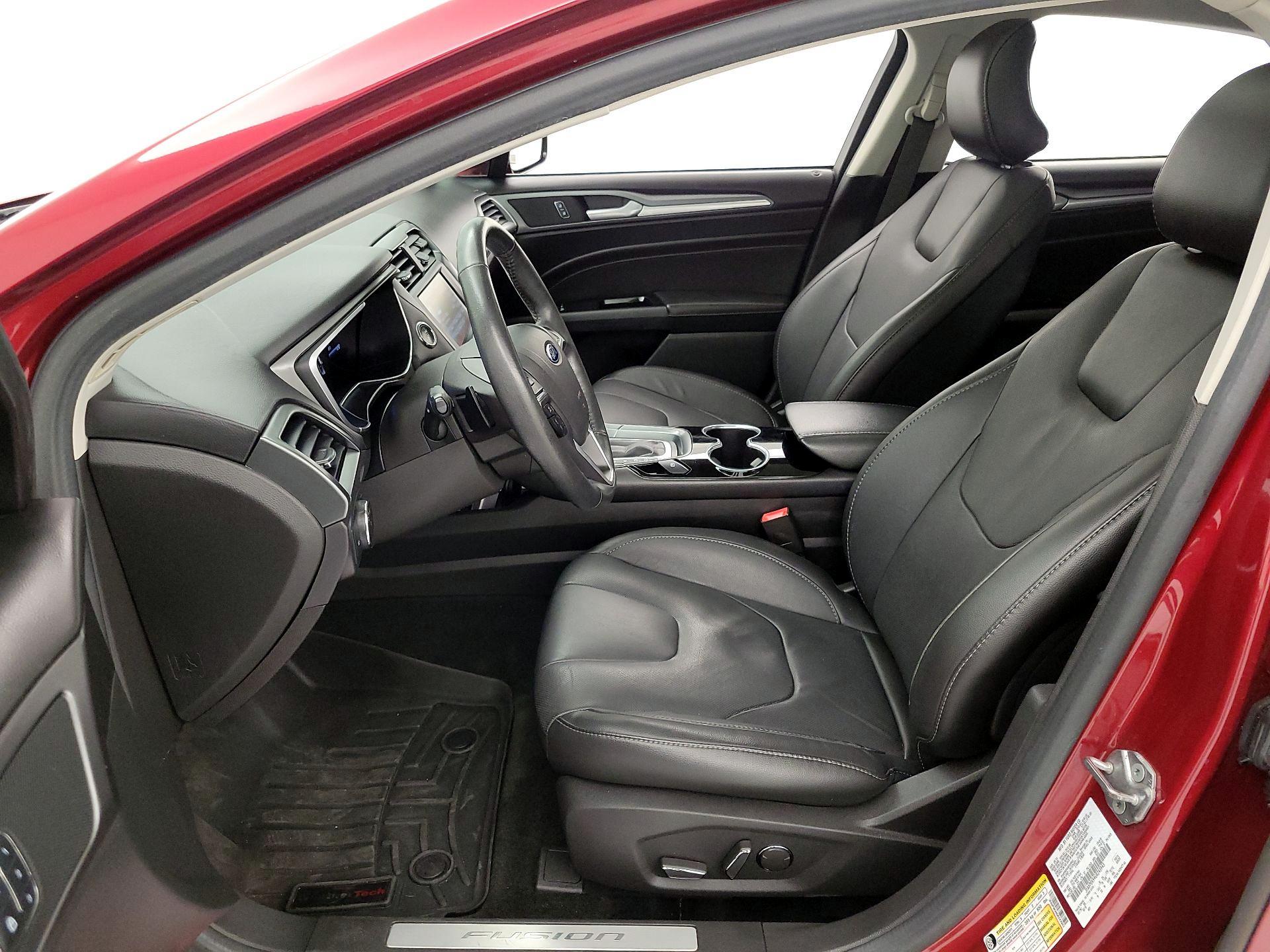 Thumbnail: 2016 Ford Fusion - 11