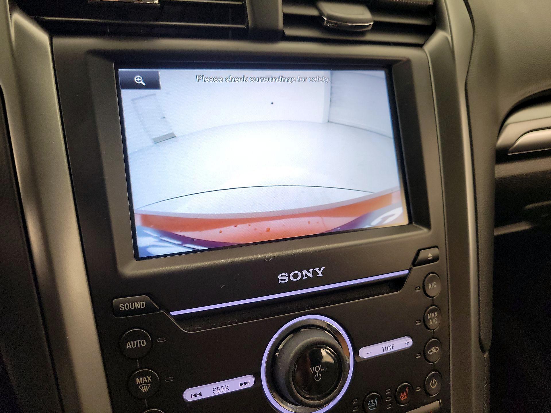 Thumbnail: 2016 Ford Fusion - 14