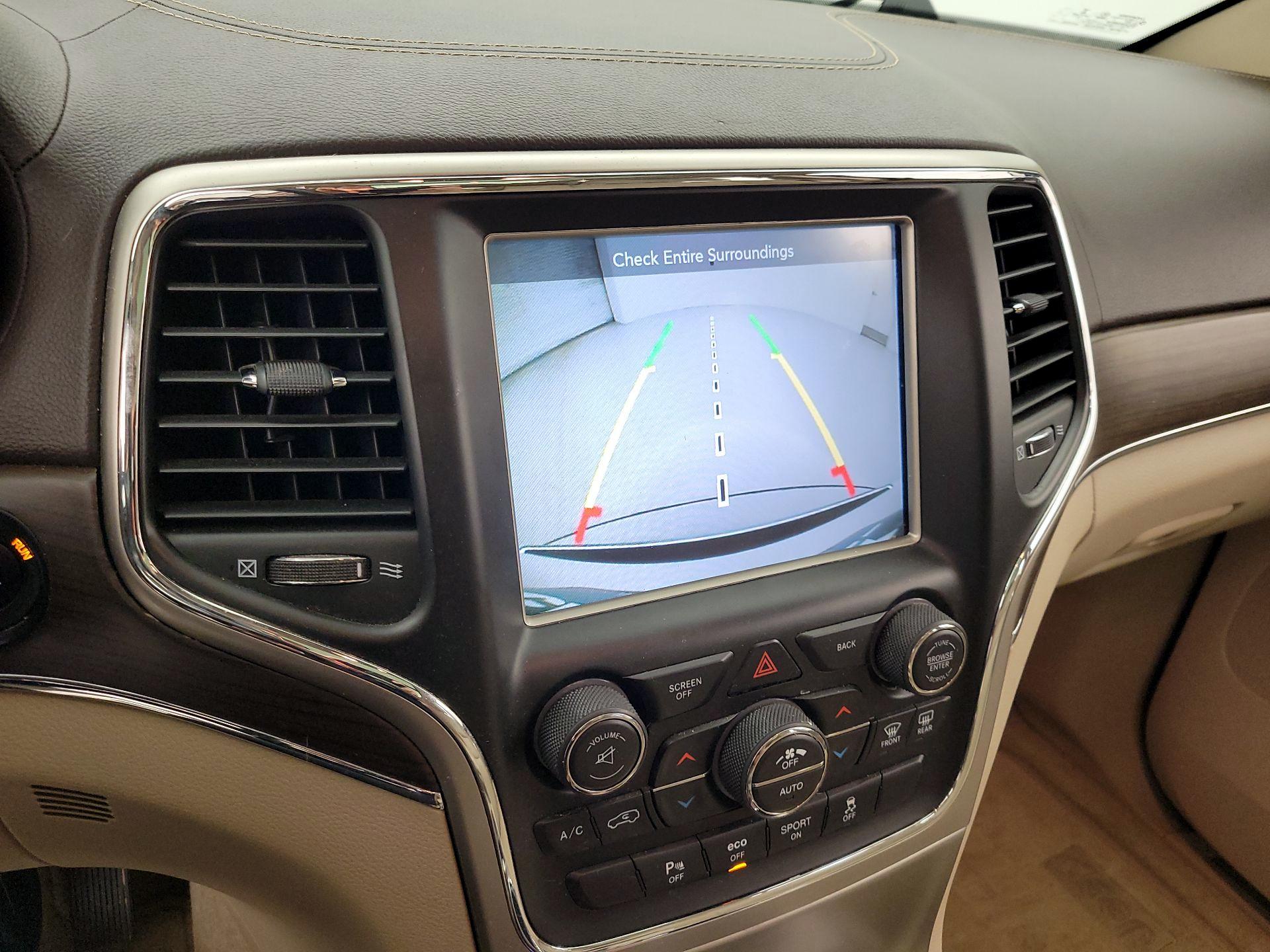 Thumbnail: 2016 Jeep Grand Cherokee - 15