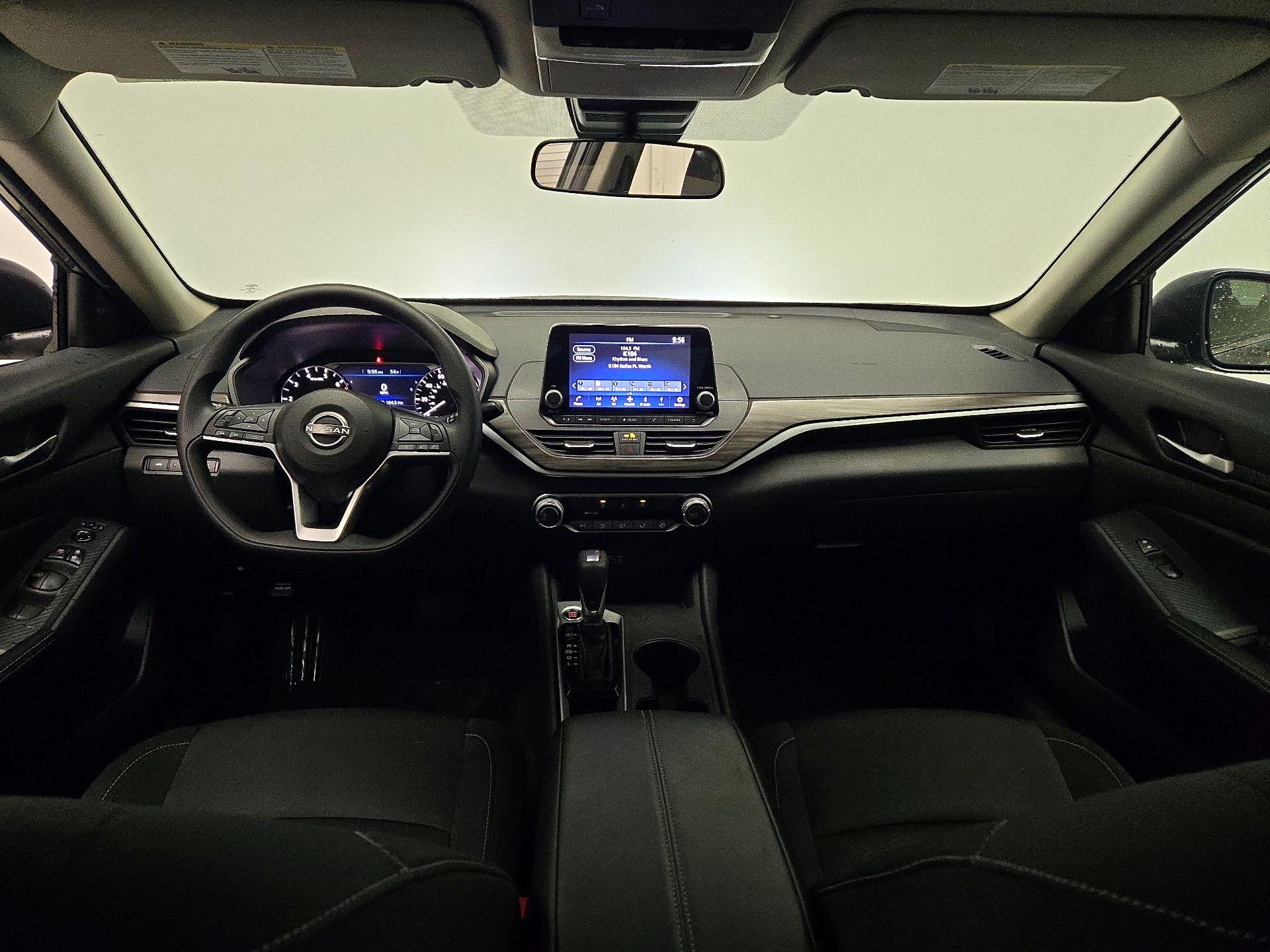 Thumbnail: 2025 Nissan Altima - 9