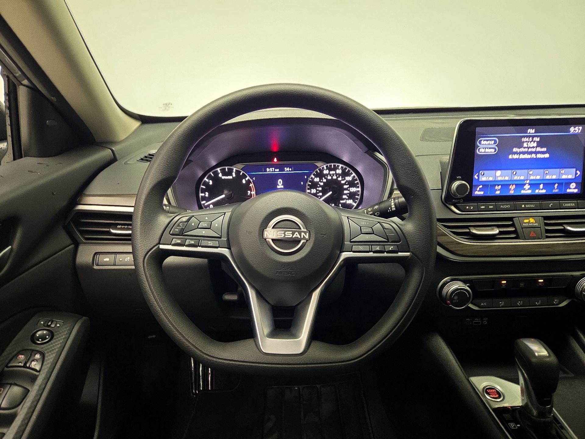 Thumbnail: 2025 Nissan Altima - 10