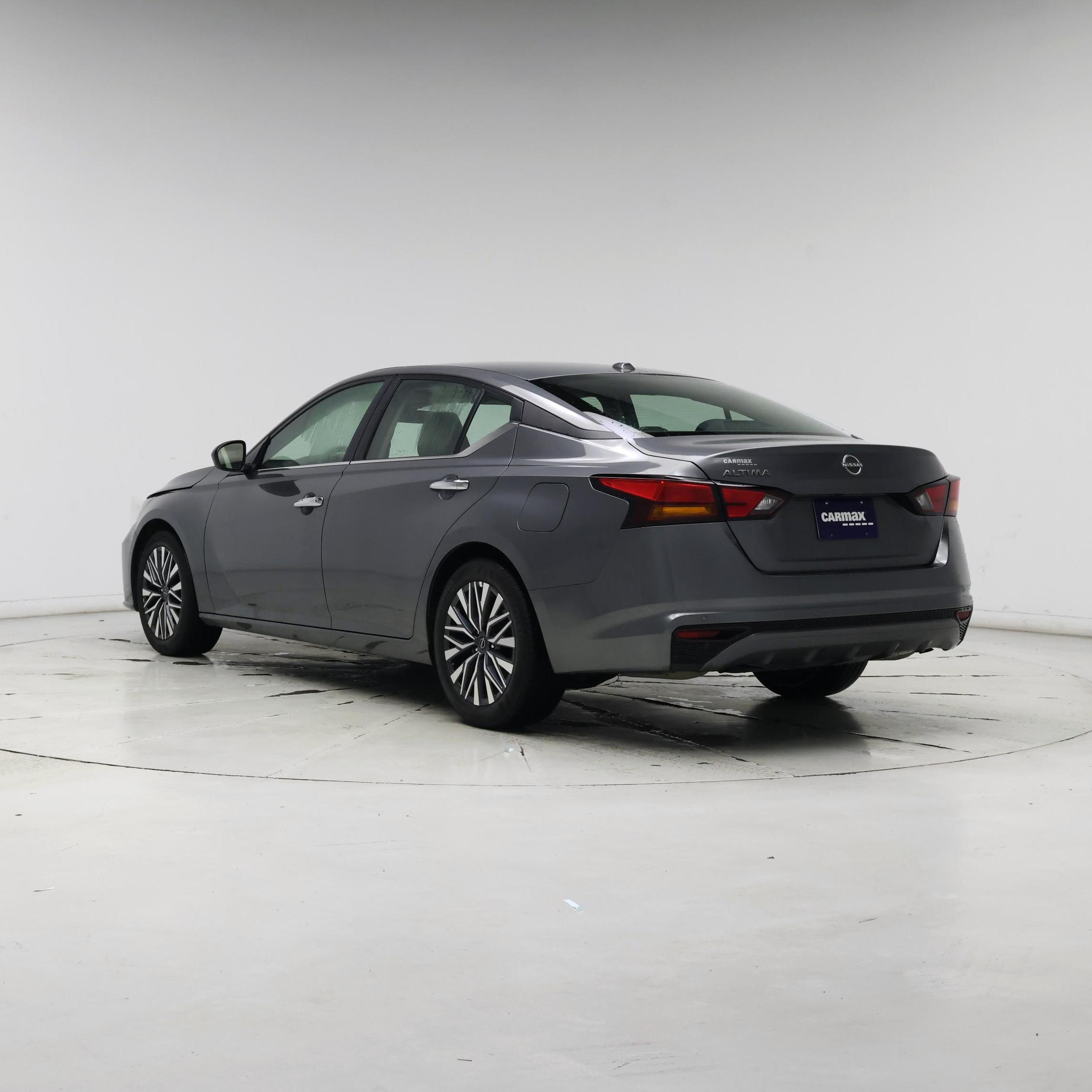 Thumbnail: 2025 Nissan Altima - 2