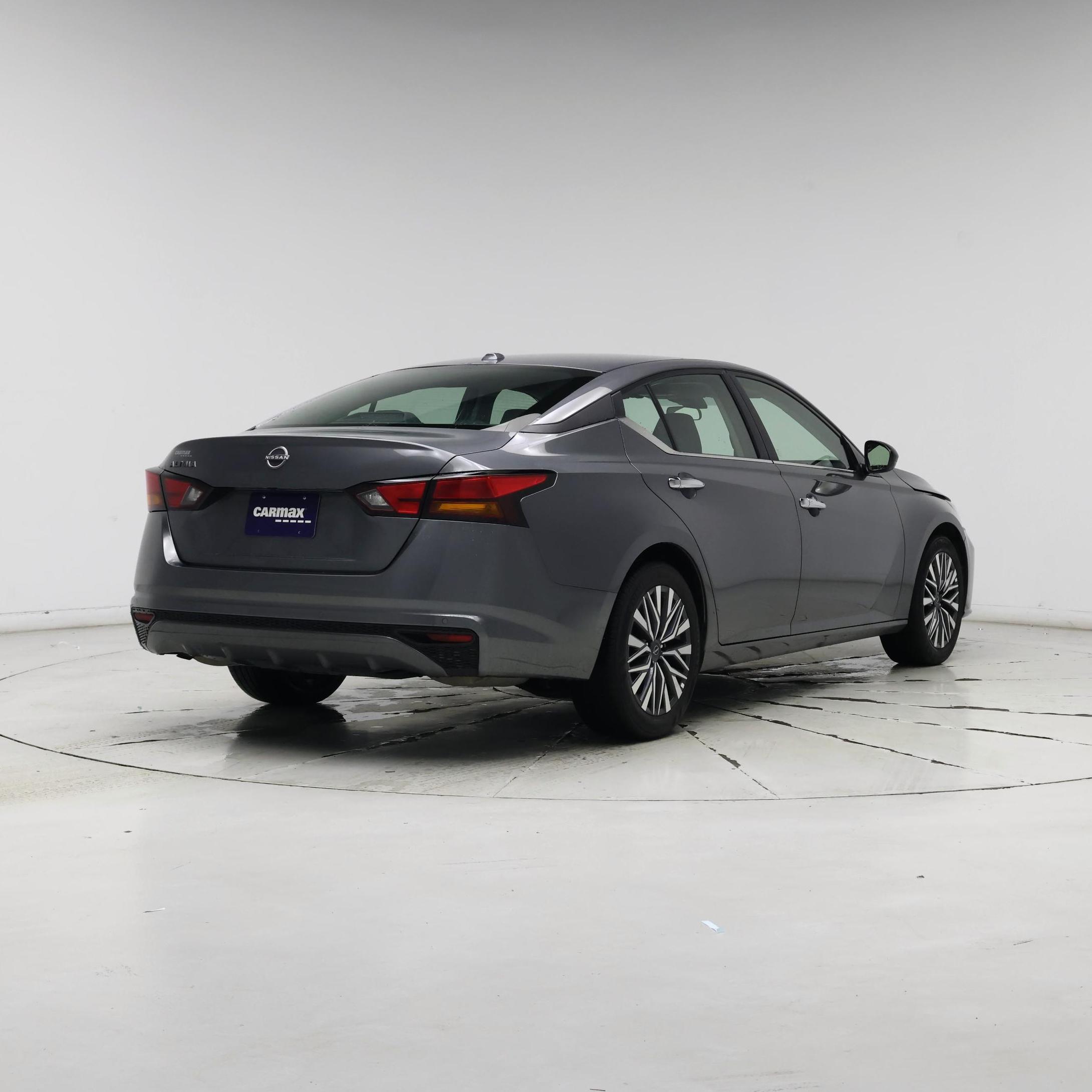 Thumbnail: 2025 Nissan Altima - 8