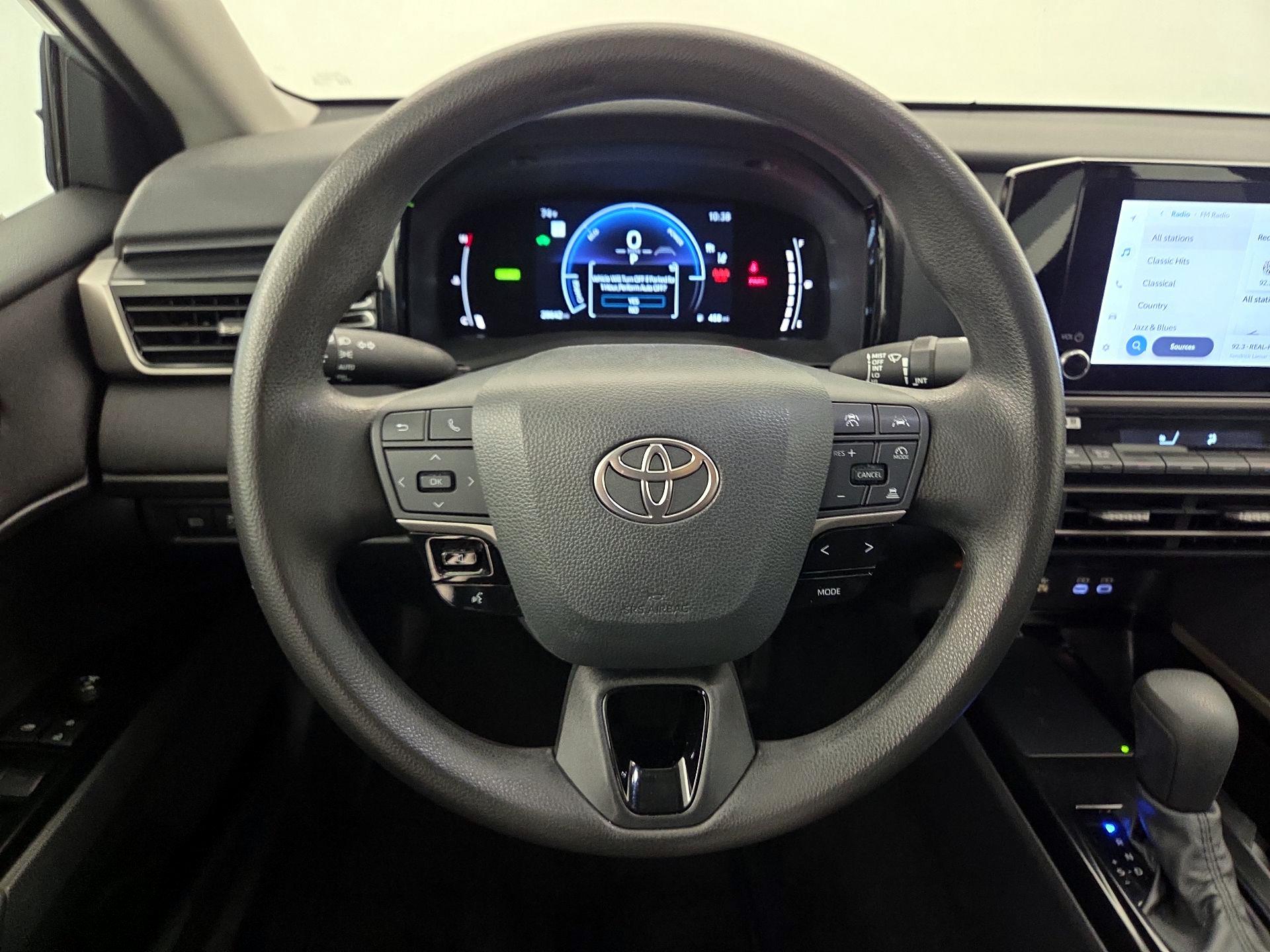 Thumbnail: 2025 Toyota Camry - 10