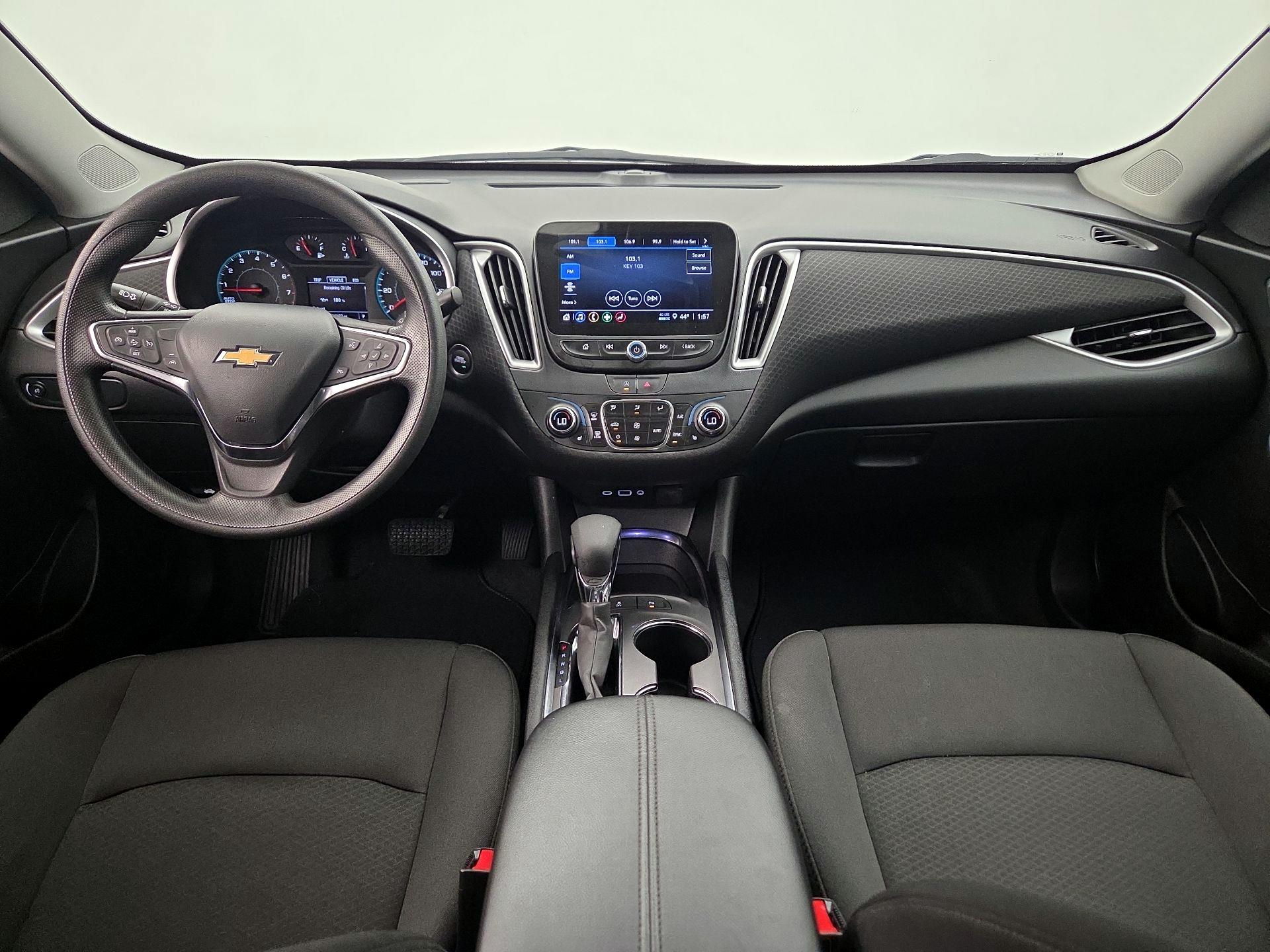 Thumbnail: 2024 Chevrolet Malibu - 9