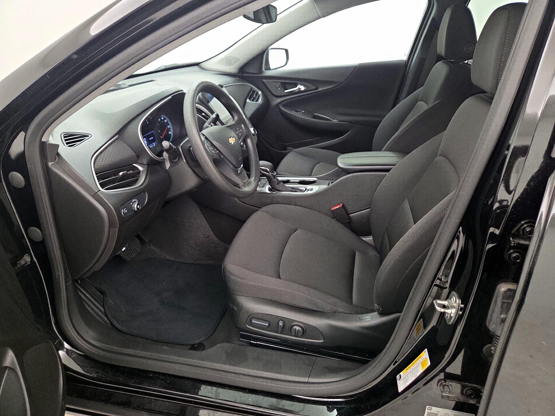 Thumbnail: 2024 Chevrolet Malibu - 11