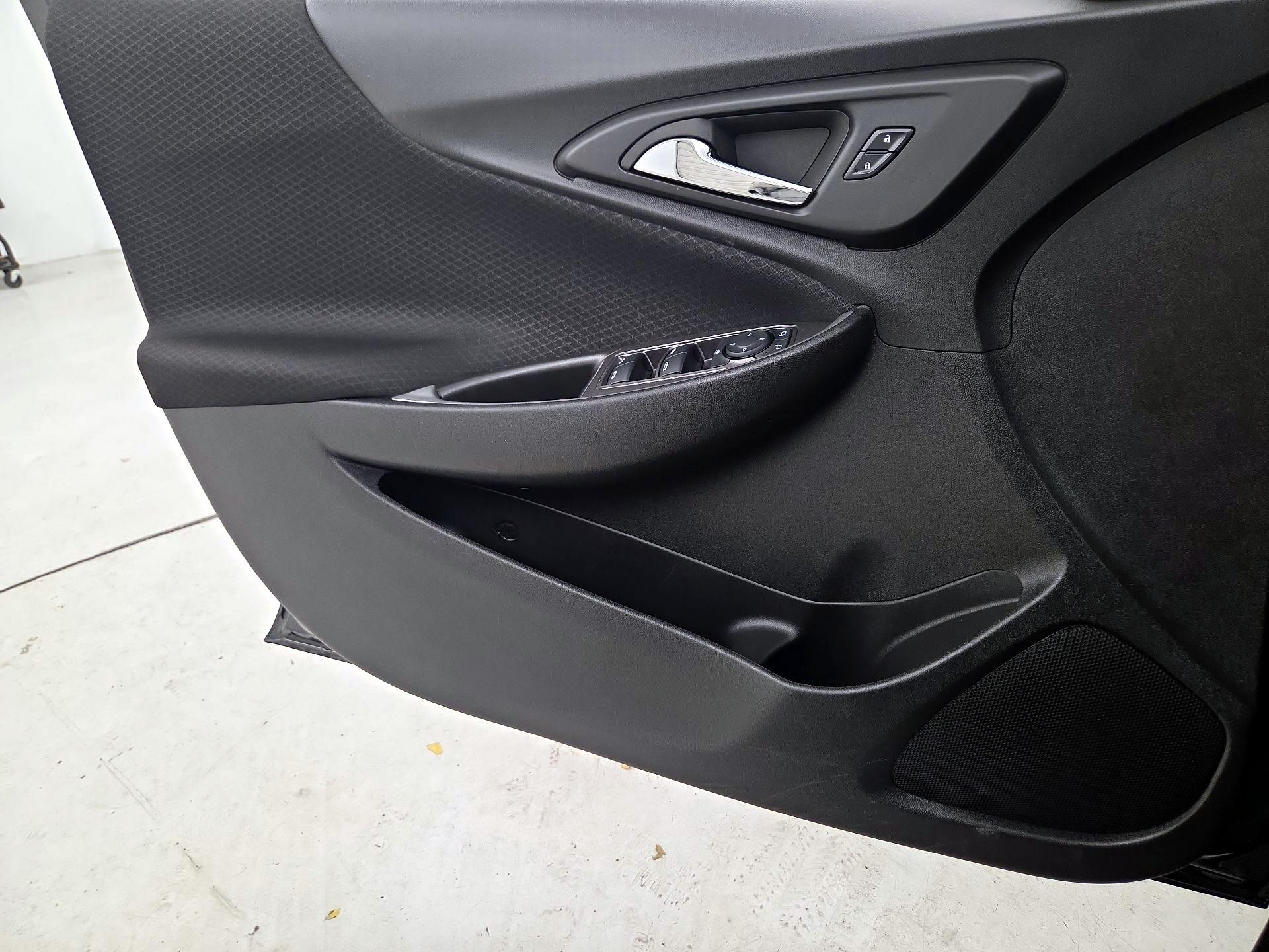 Thumbnail: 2024 Chevrolet Malibu - 12