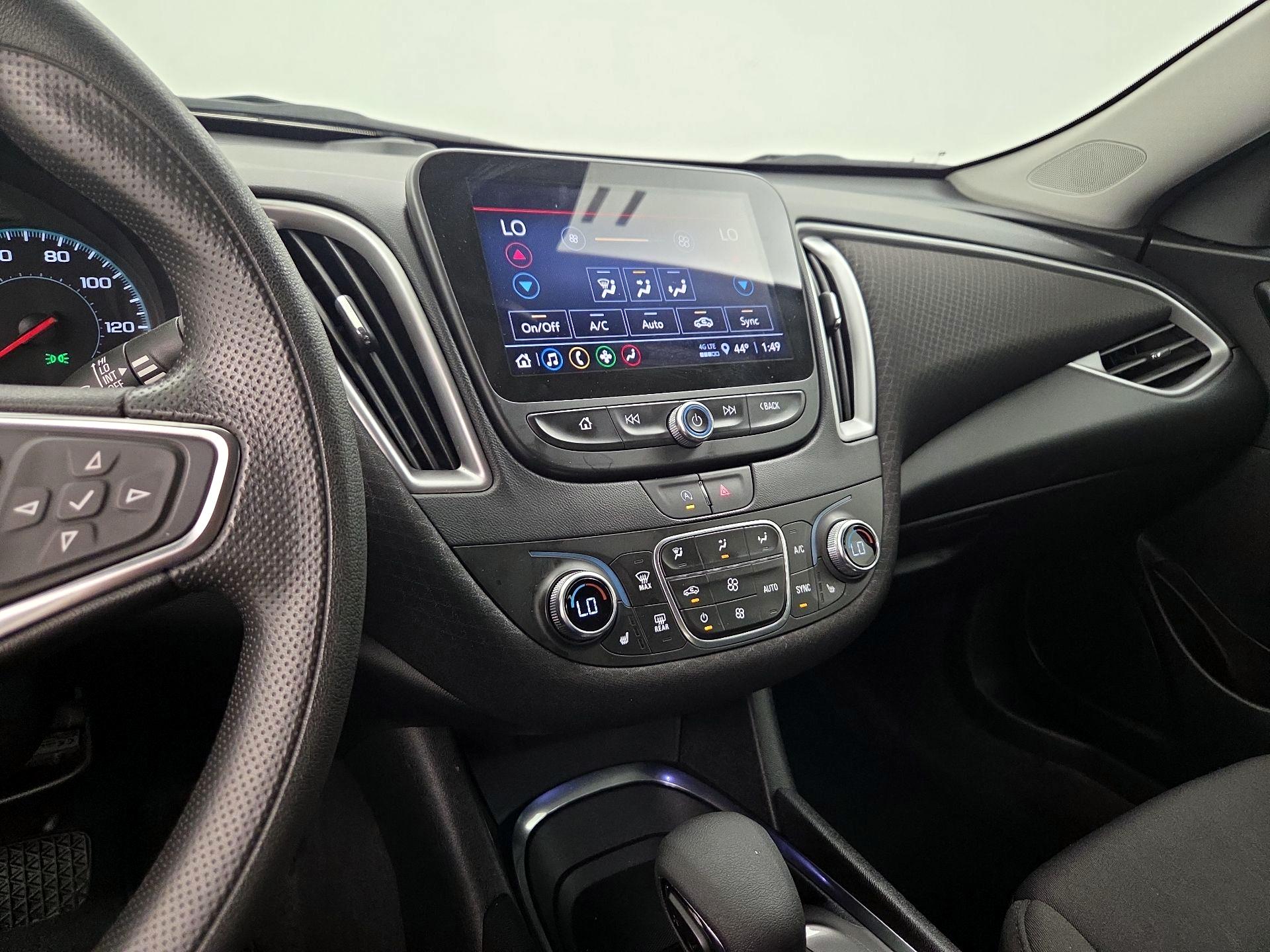 Thumbnail: 2024 Chevrolet Malibu - 16