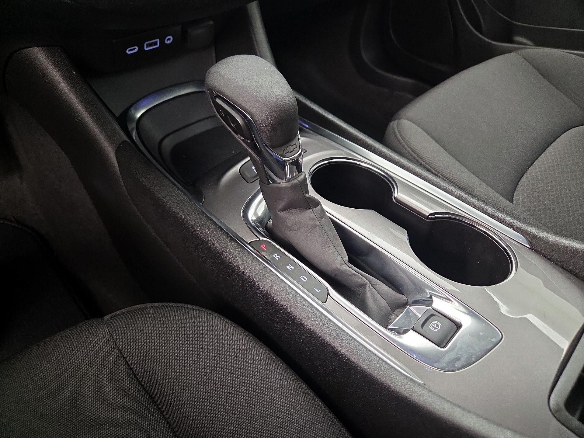 Thumbnail: 2024 Chevrolet Malibu - 17