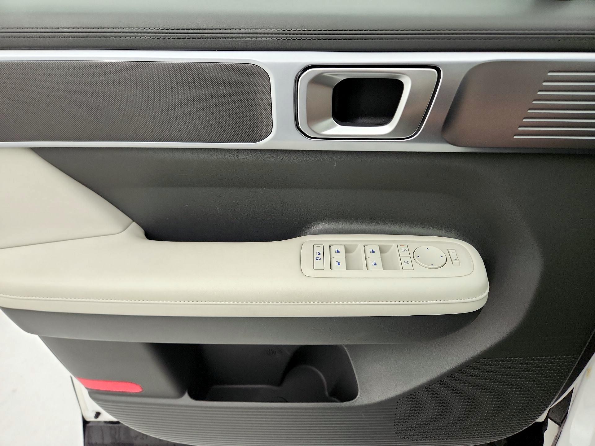 Thumbnail: 2025 Hyundai Santa Fe - 12