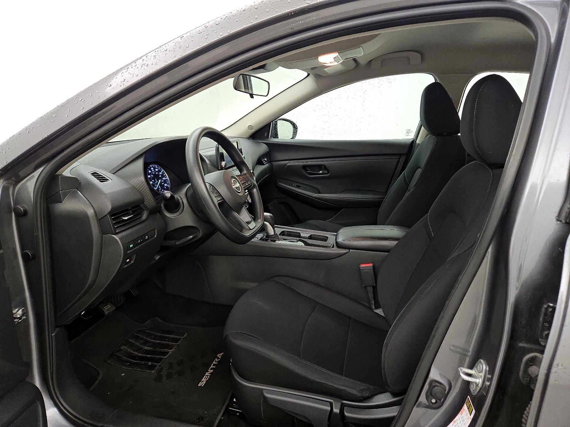 Thumbnail: 2025 Nissan Sentra - 11