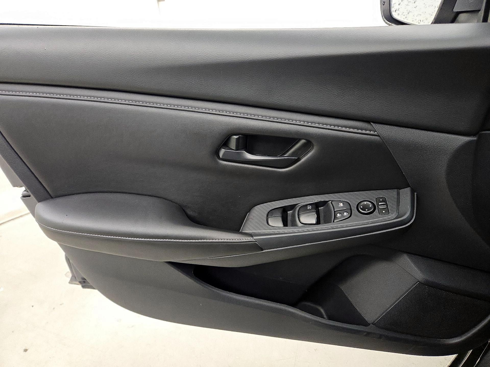 Thumbnail: 2025 Nissan Sentra - 12