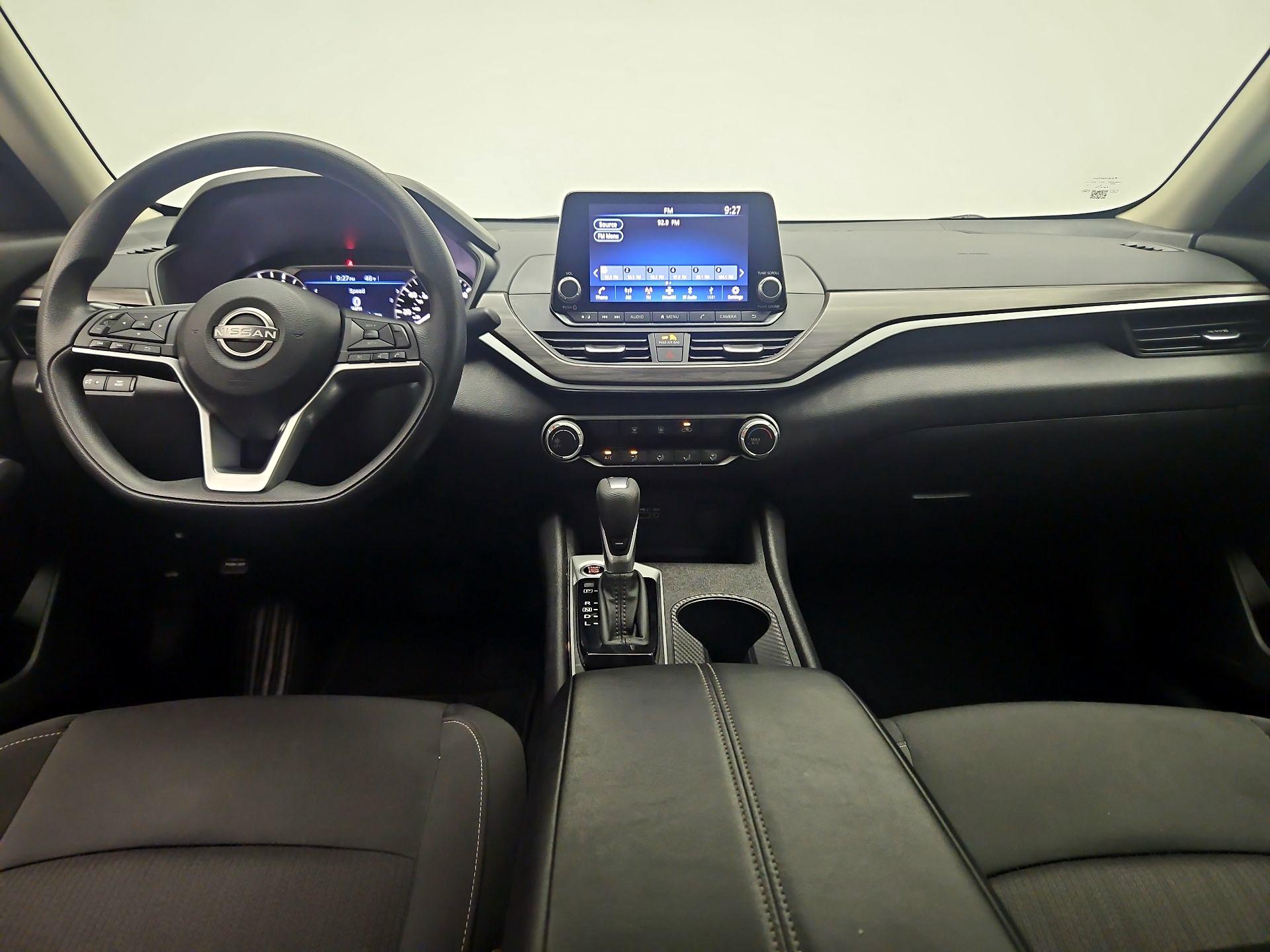 Thumbnail: 2025 Nissan Altima - 9