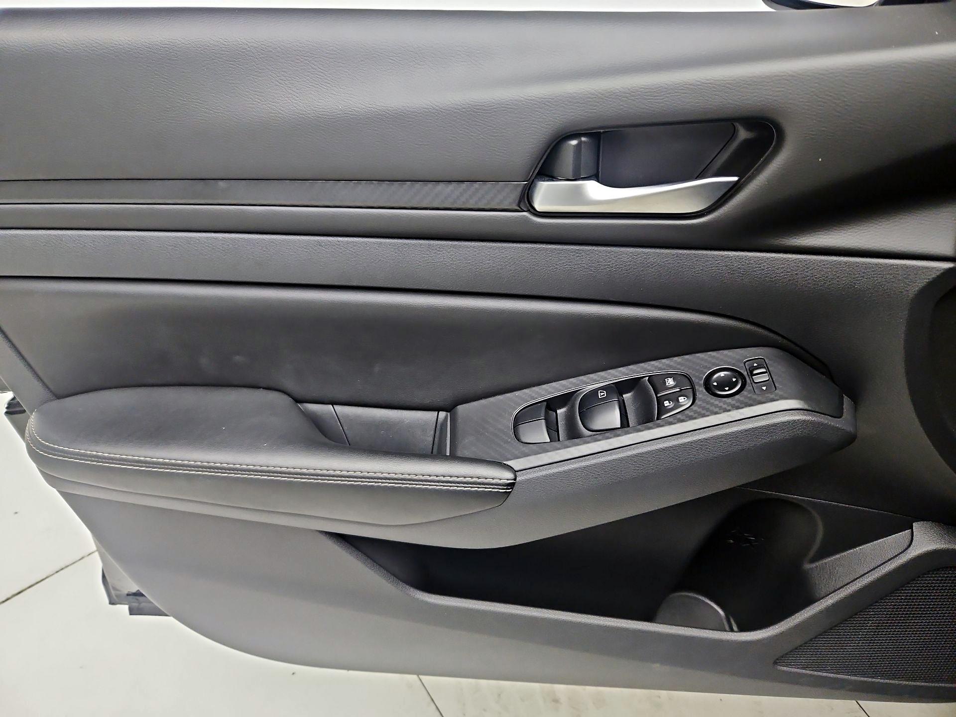 Thumbnail: 2025 Nissan Altima - 12