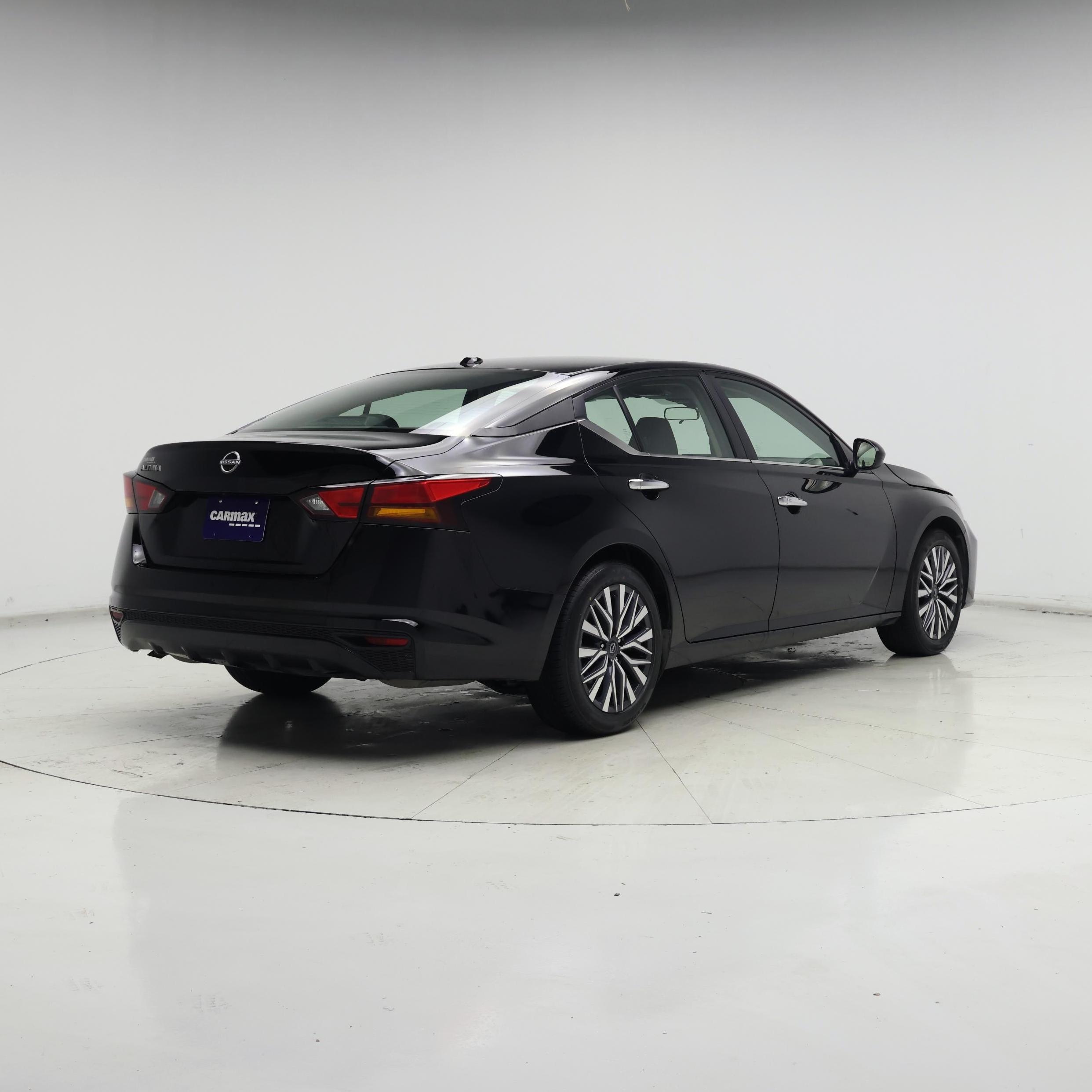 Thumbnail: 2025 Nissan Altima - 8