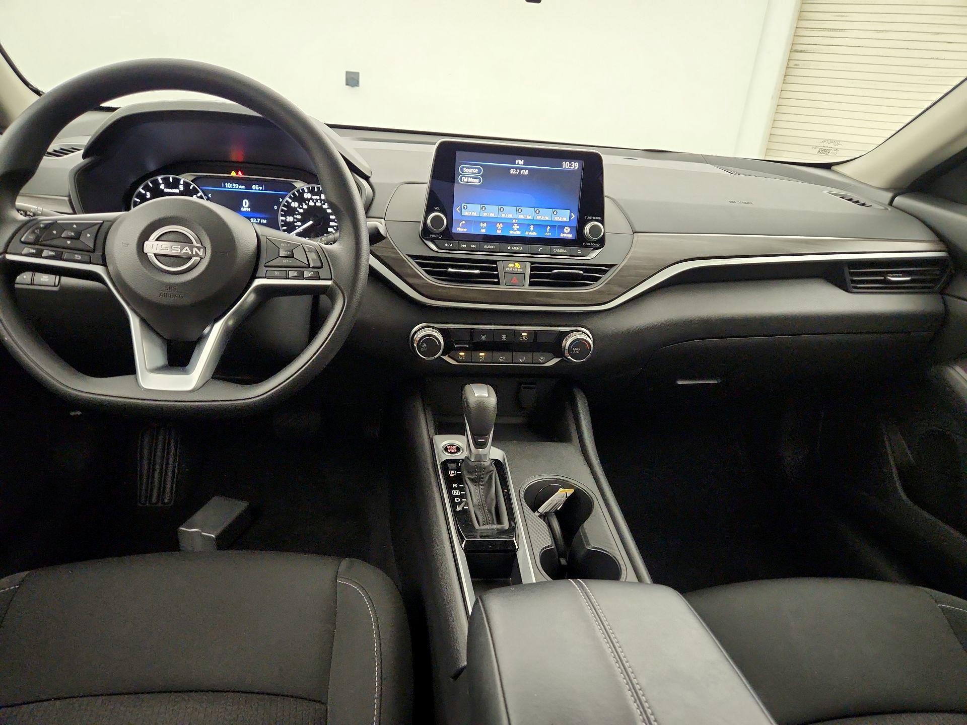 Thumbnail: 2025 Nissan Altima - 9