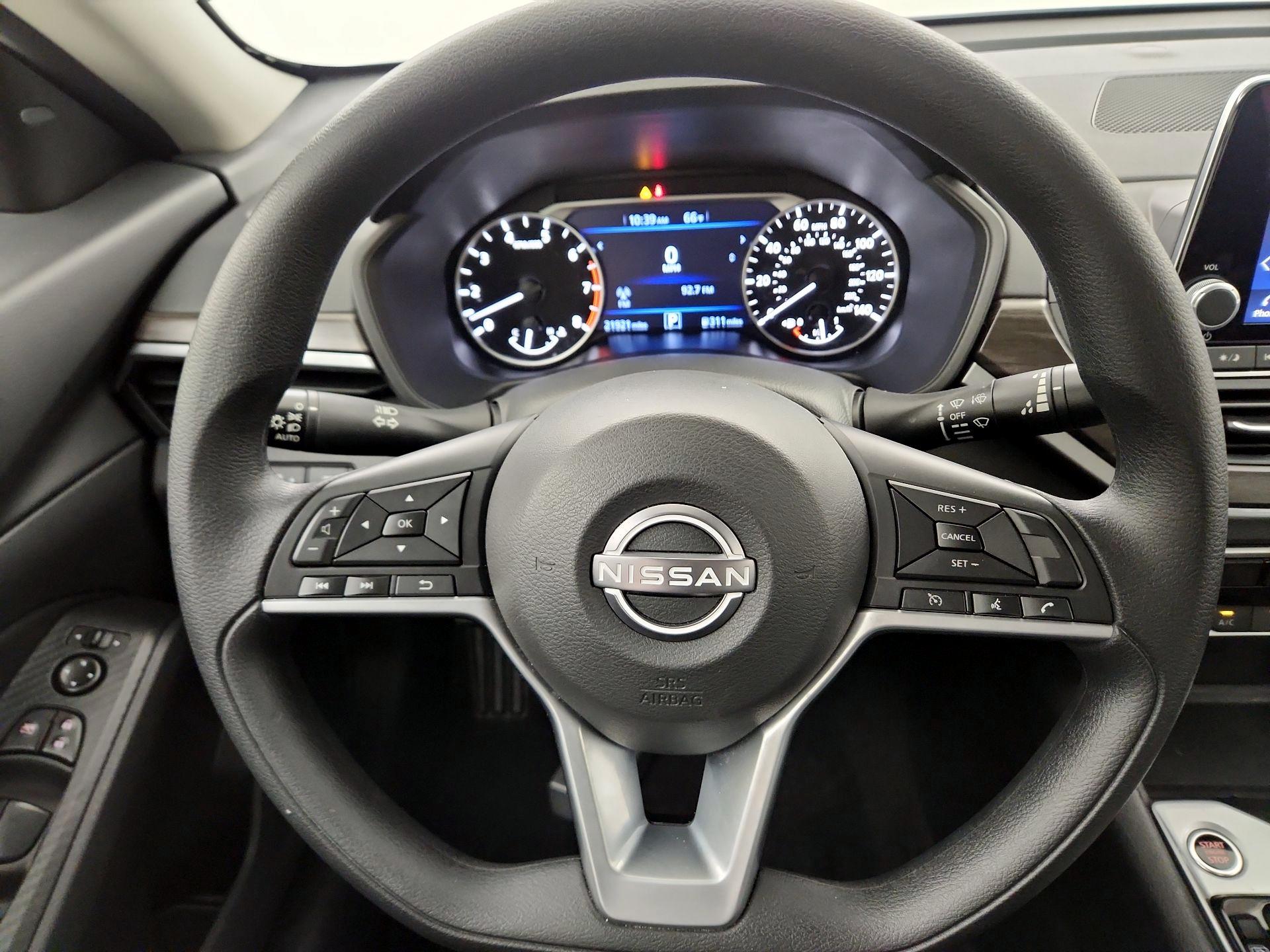 Thumbnail: 2025 Nissan Altima - 10