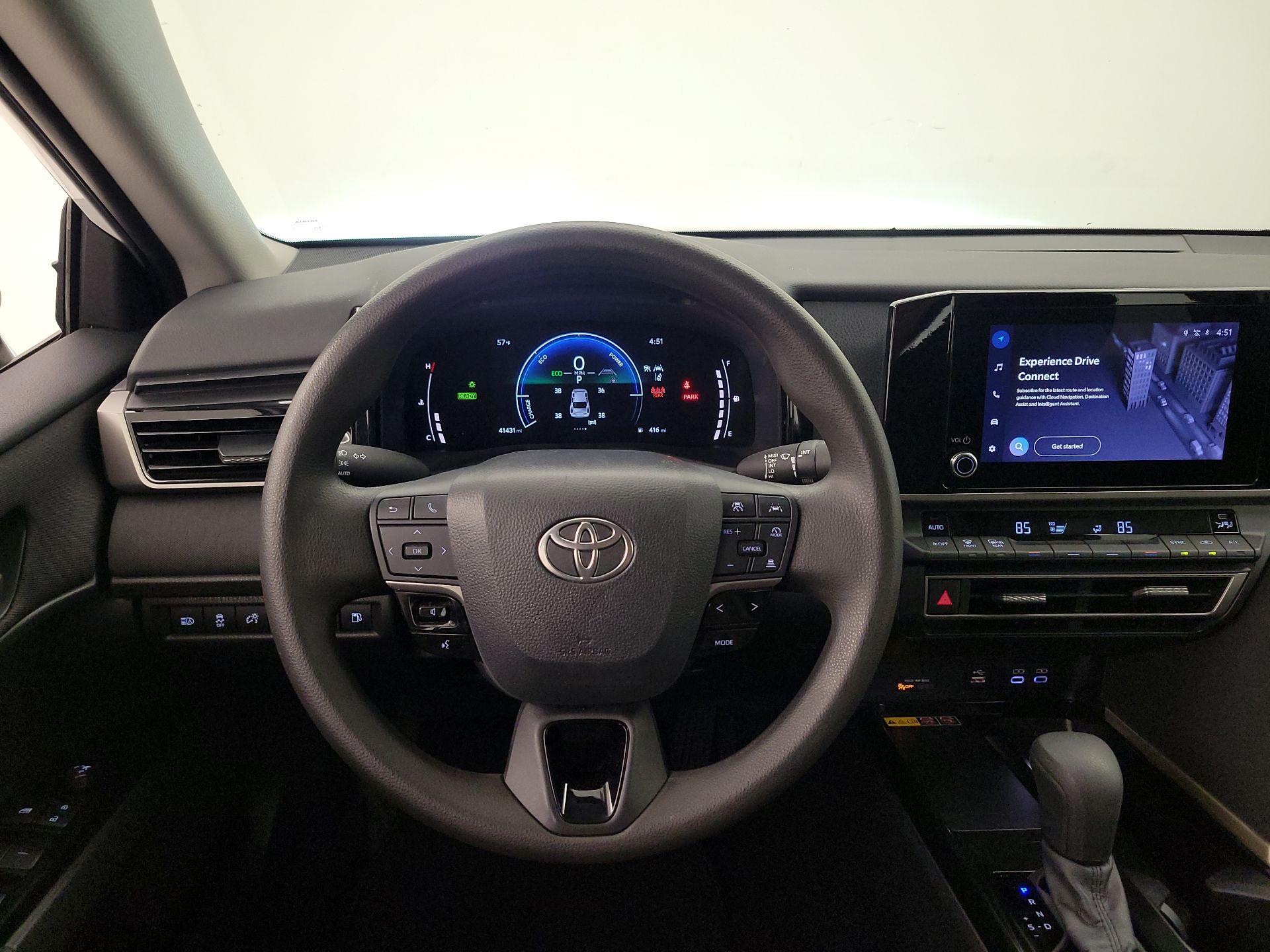 Thumbnail: 2025 Toyota Camry - 10