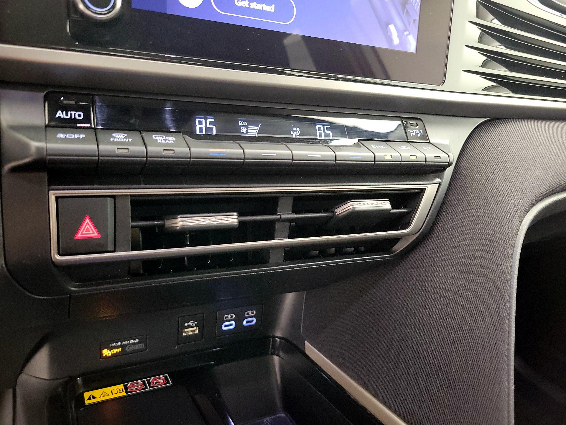 Thumbnail: 2025 Toyota Camry - 16