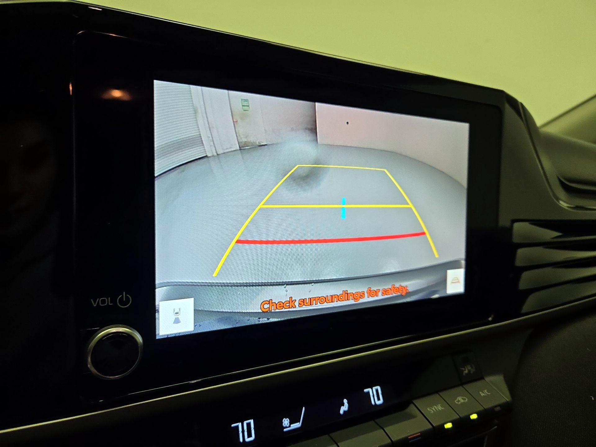 Thumbnail: 2025 Toyota Camry - 14