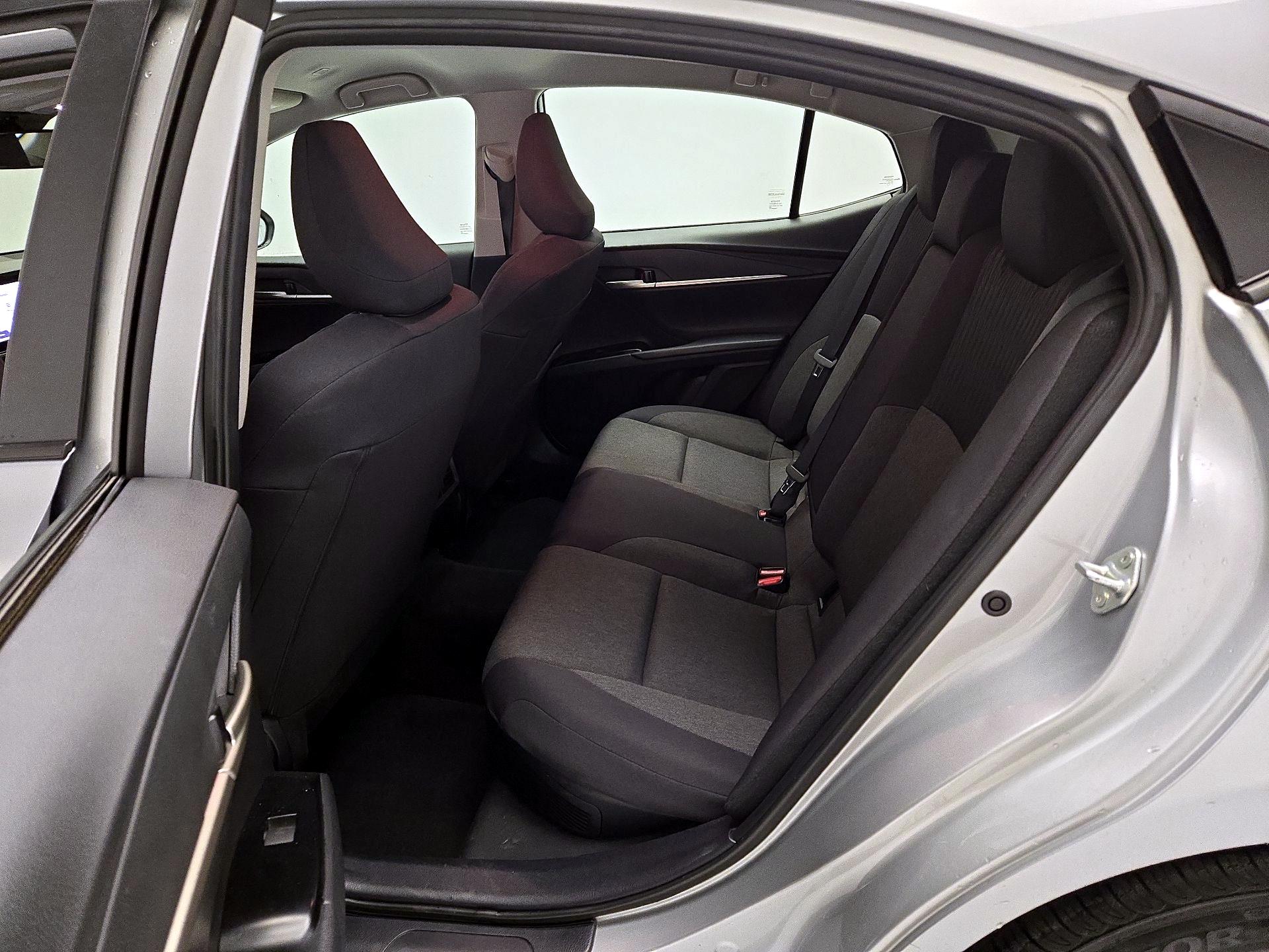 Thumbnail: 2025 Toyota Camry - 19