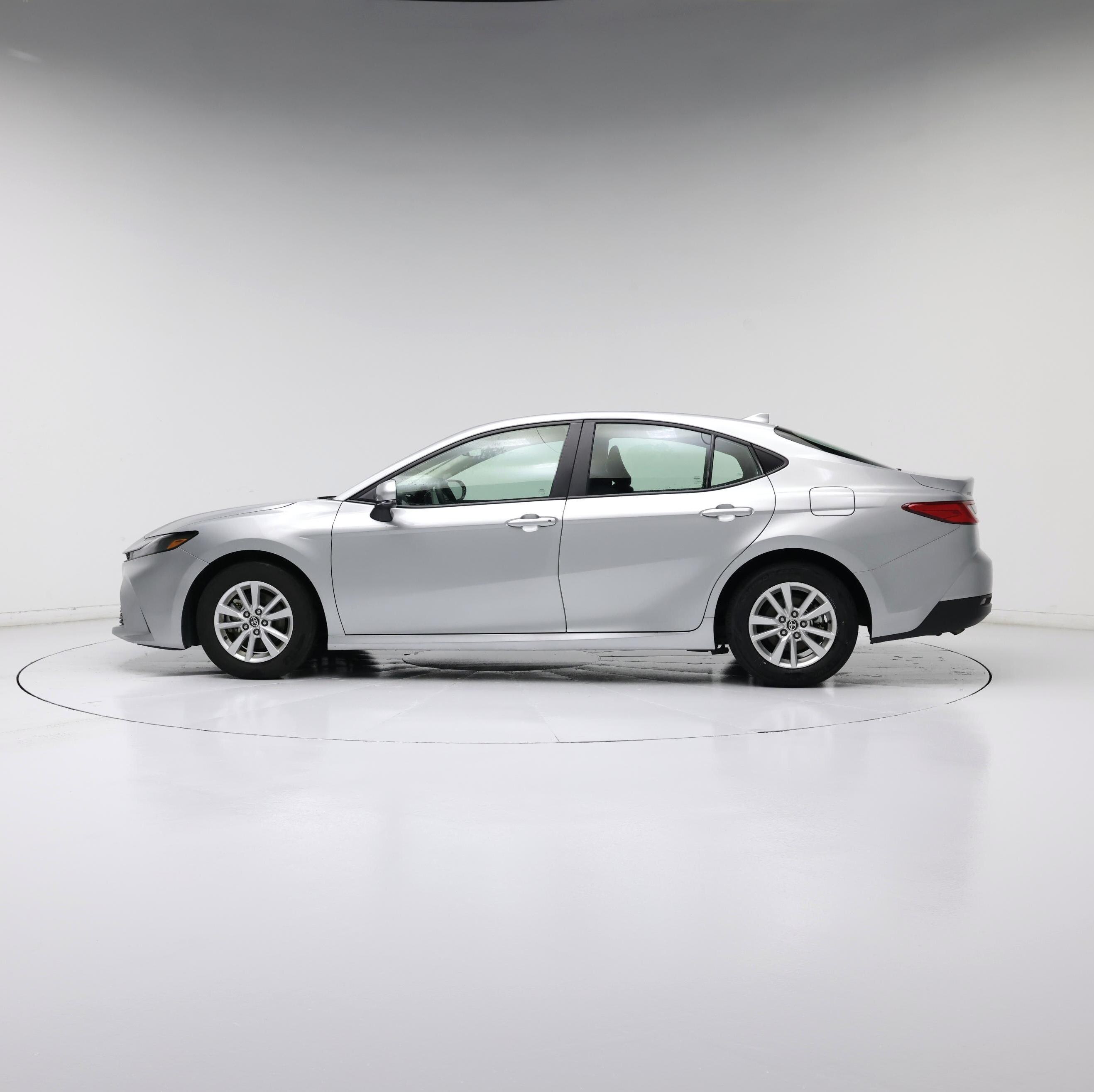 Thumbnail: 2025 Toyota Camry - 3