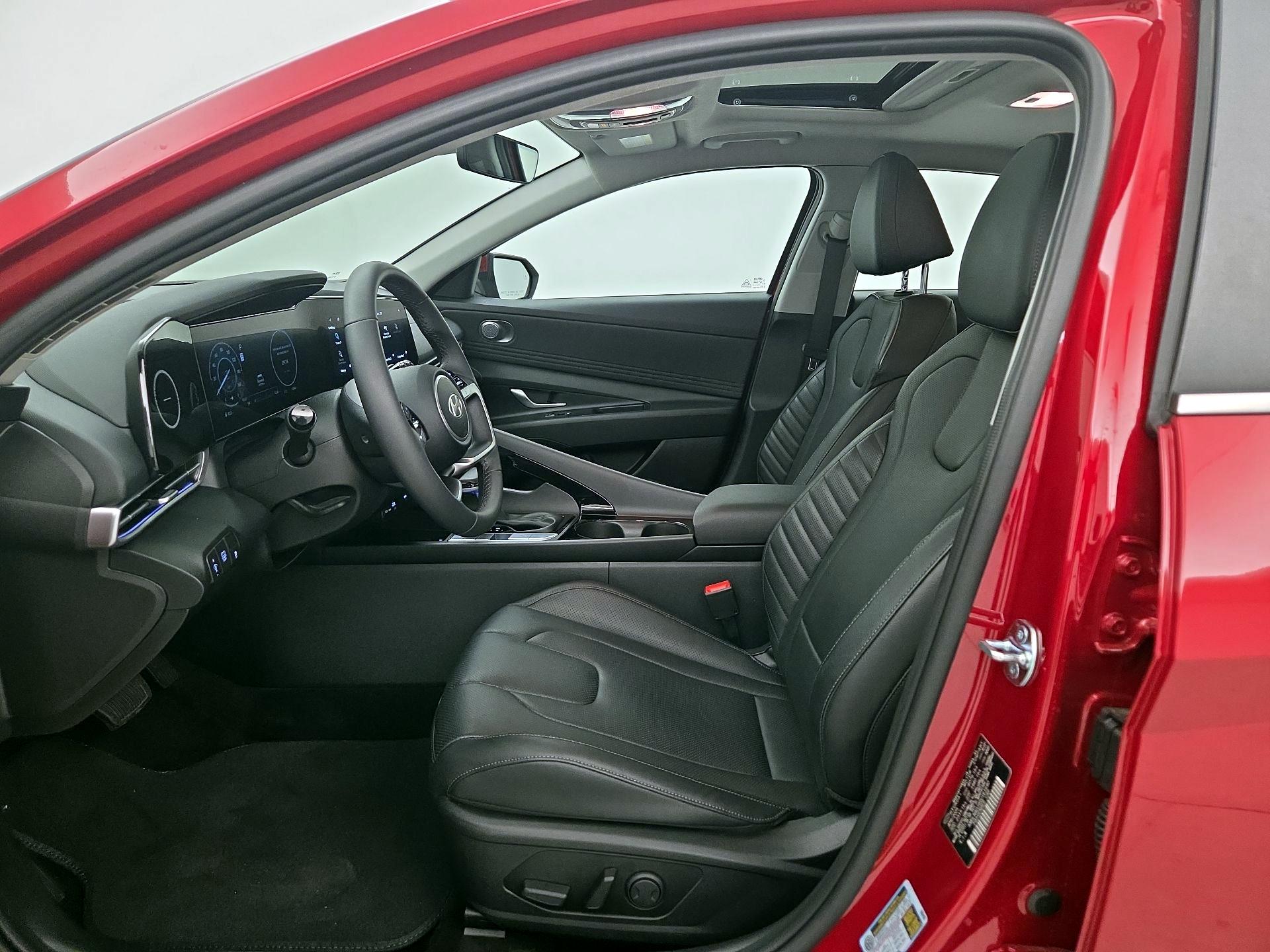 Thumbnail: 2025 Hyundai Elantra - 11