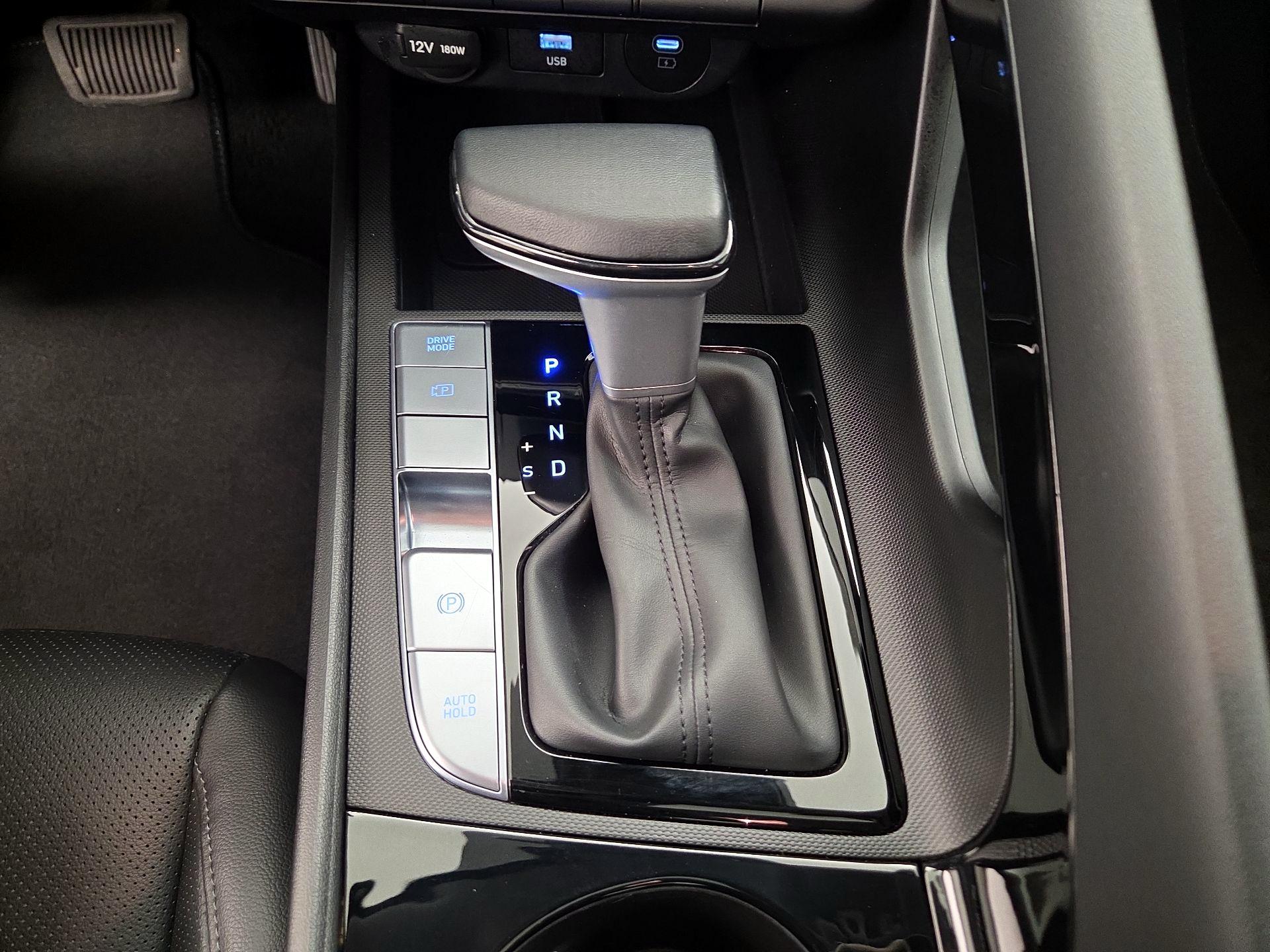 Thumbnail: 2025 Hyundai Elantra - 18