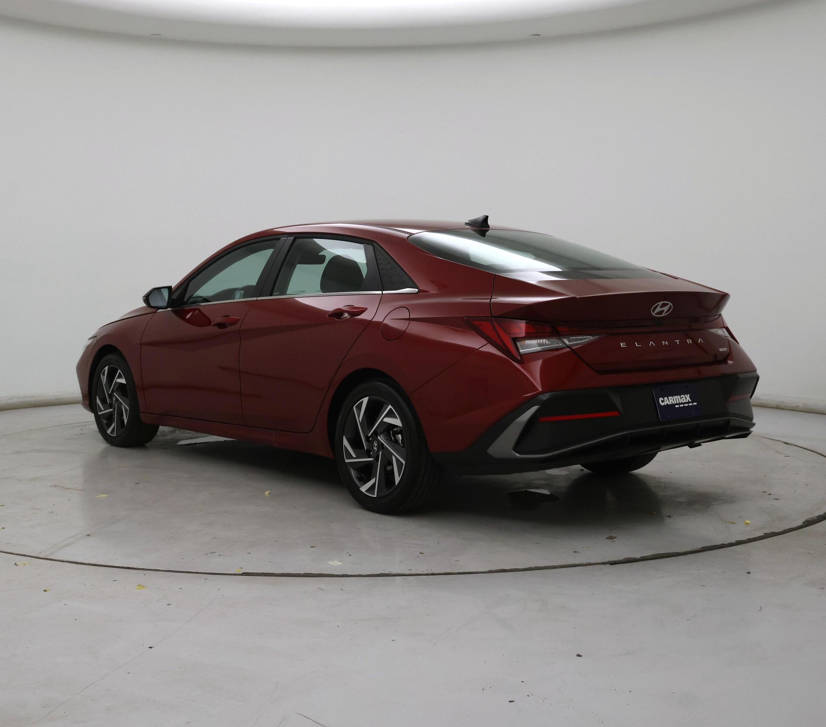 Thumbnail: 2025 Hyundai Elantra - 2