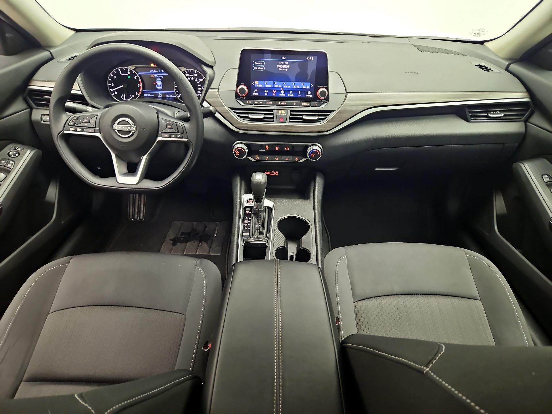 Thumbnail: 2025 Nissan Altima - 9