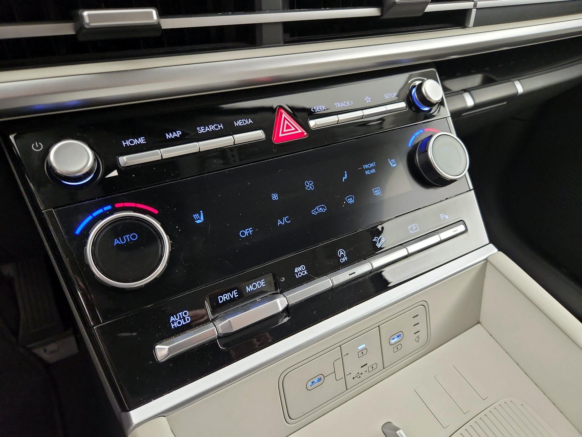 Thumbnail: 2024 Hyundai Santa Fe - 16