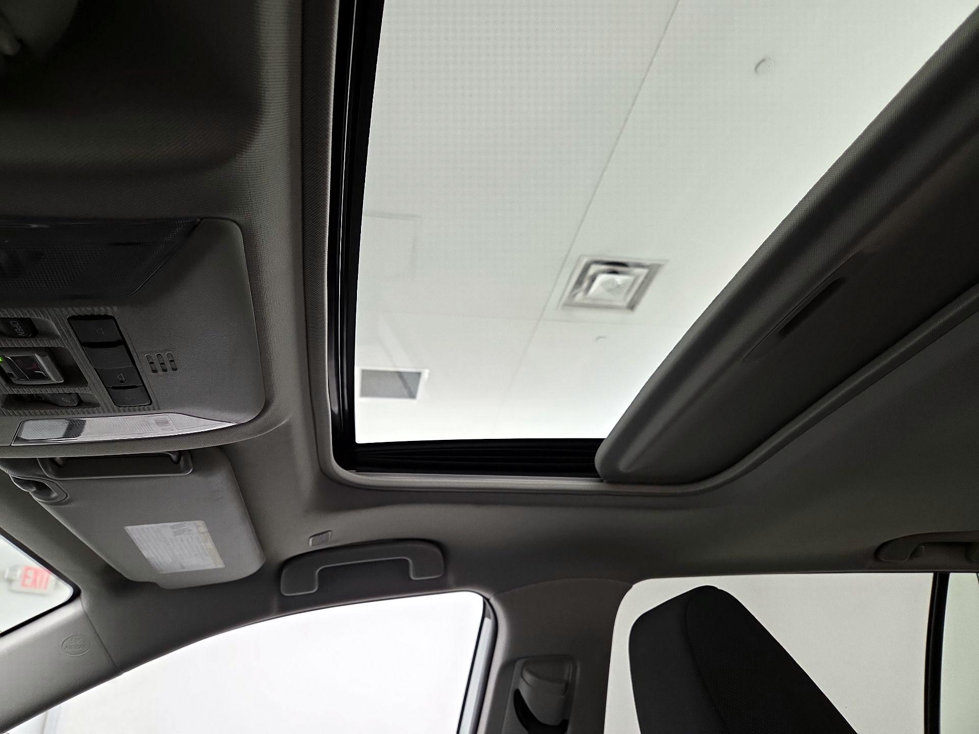 Thumbnail: 2025 Toyota RAV4 - 19