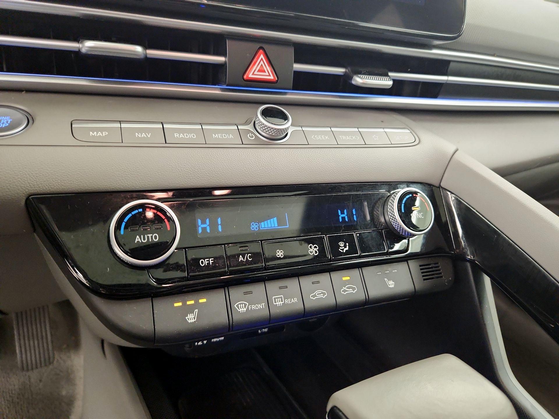 Thumbnail: 2025 Hyundai Elantra - 15