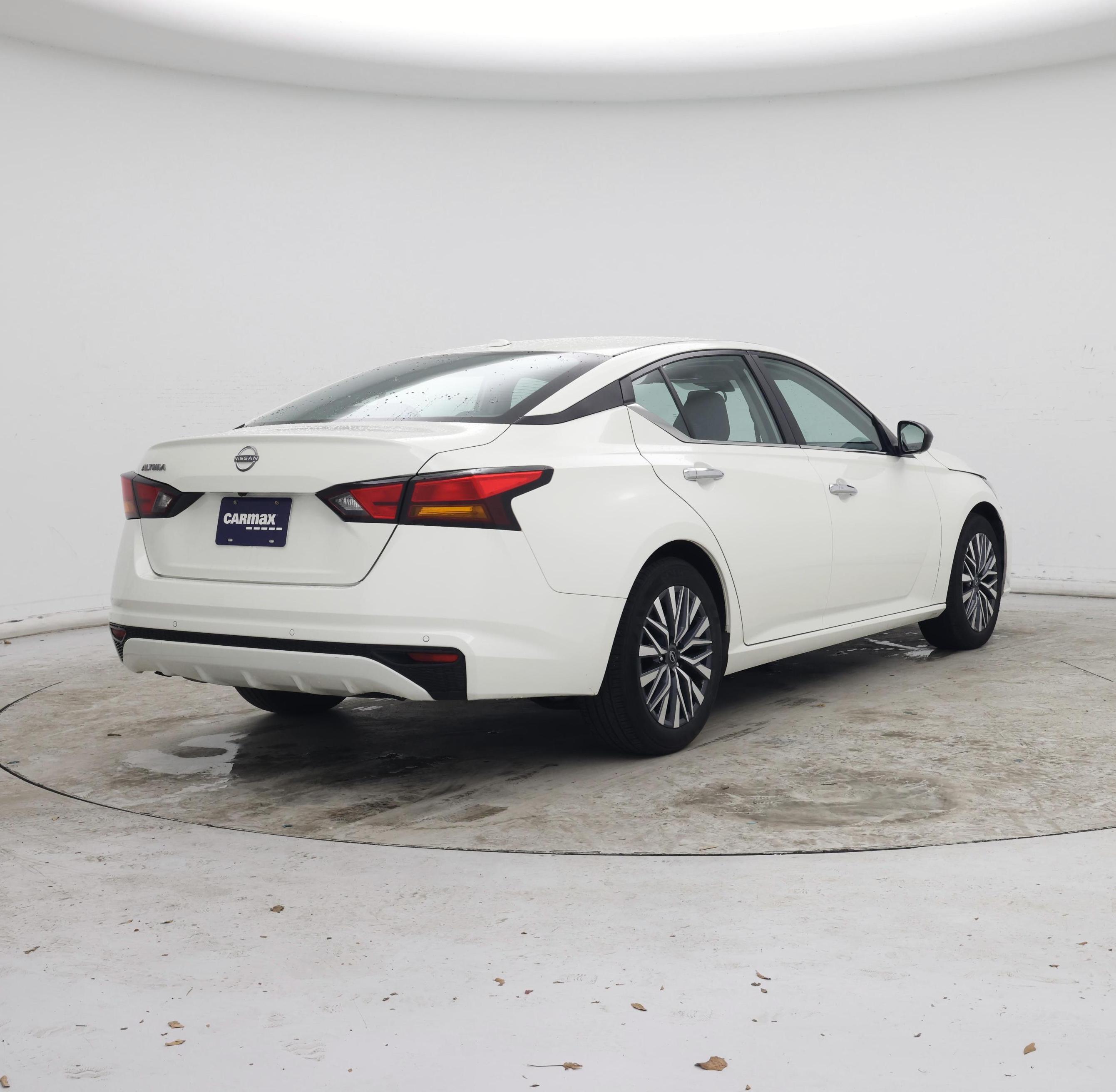 Thumbnail: 2025 Nissan Altima - 8