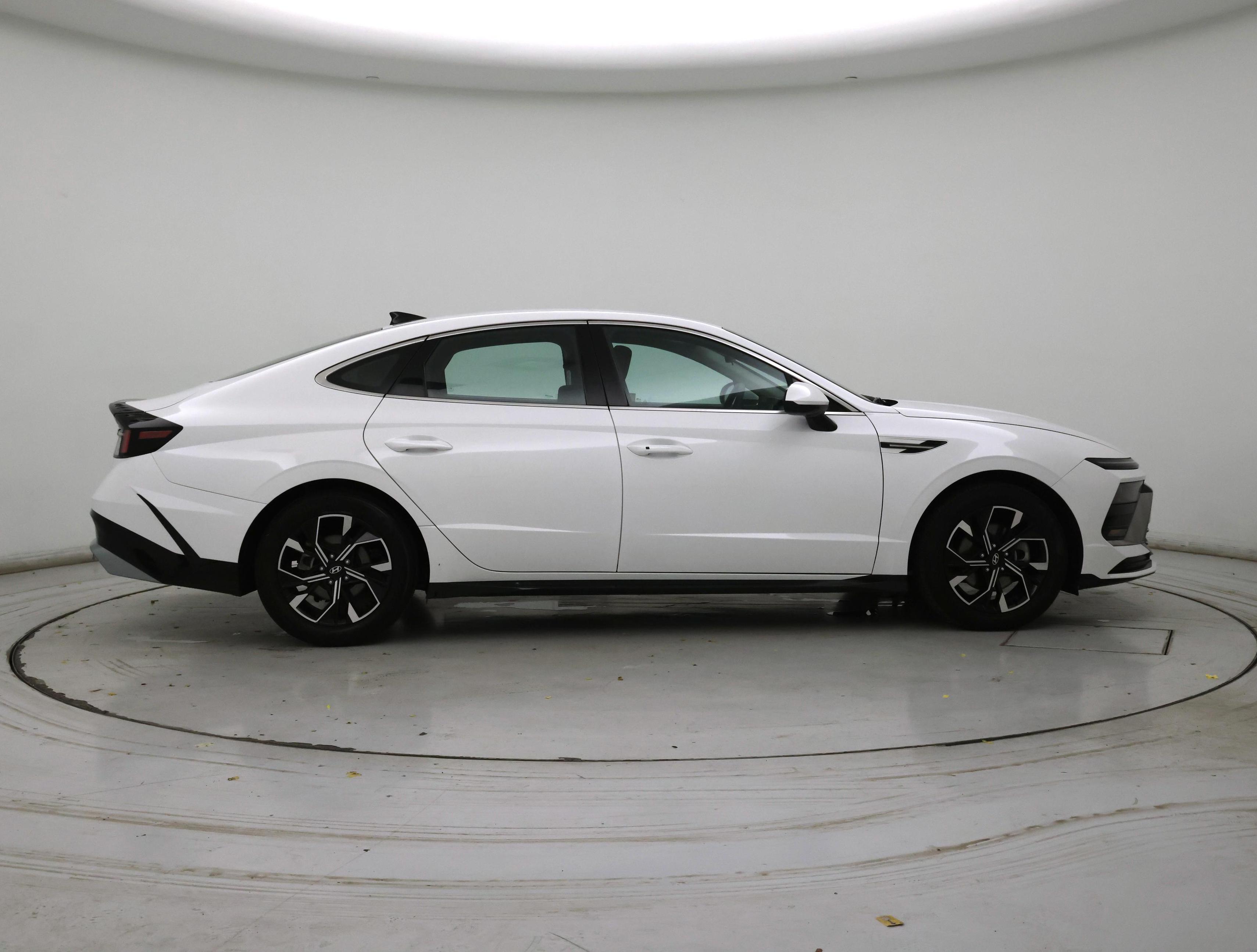 Thumbnail: 2025 Hyundai Sonata - 7