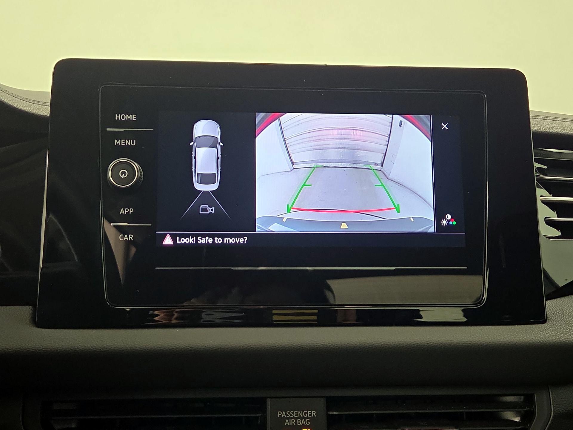 Thumbnail: 2025 Volkswagen Jetta - 15