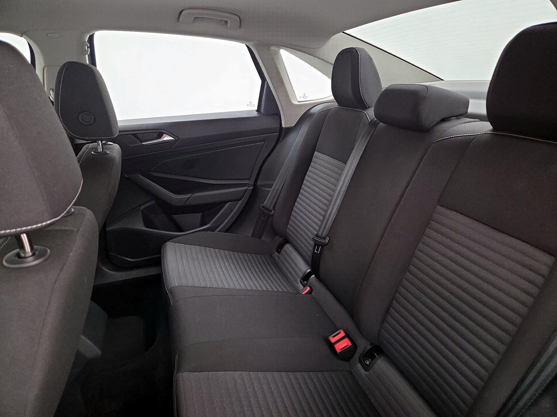 Thumbnail: 2025 Volkswagen Jetta - 20