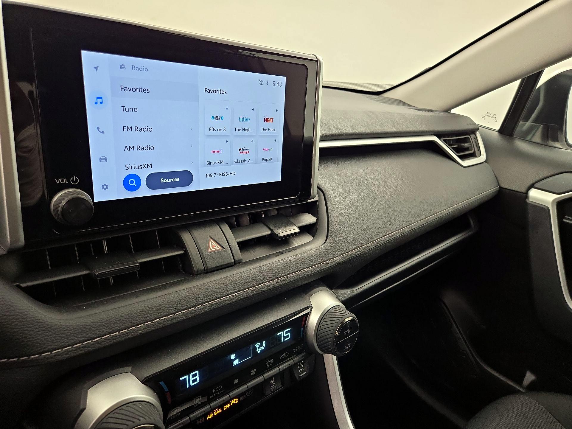 Thumbnail: 2025 Toyota RAV4 - 15