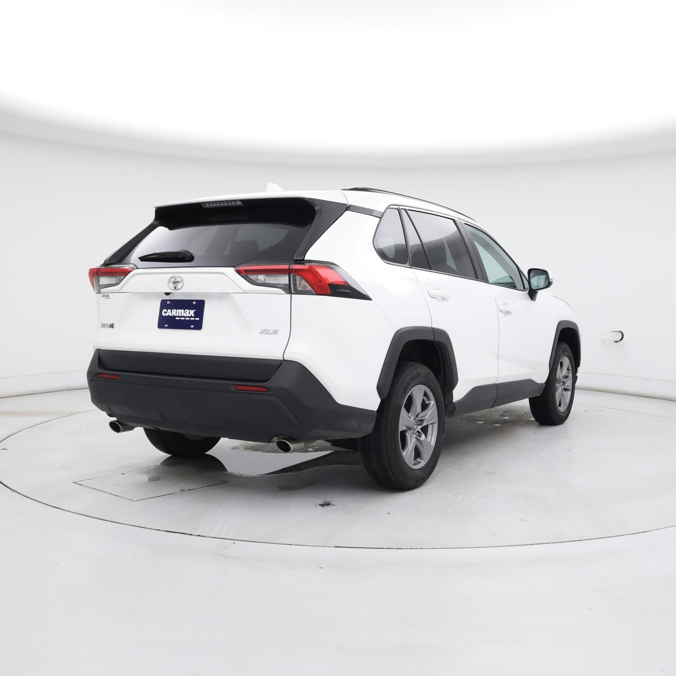 Thumbnail: 2025 Toyota RAV4 - 8