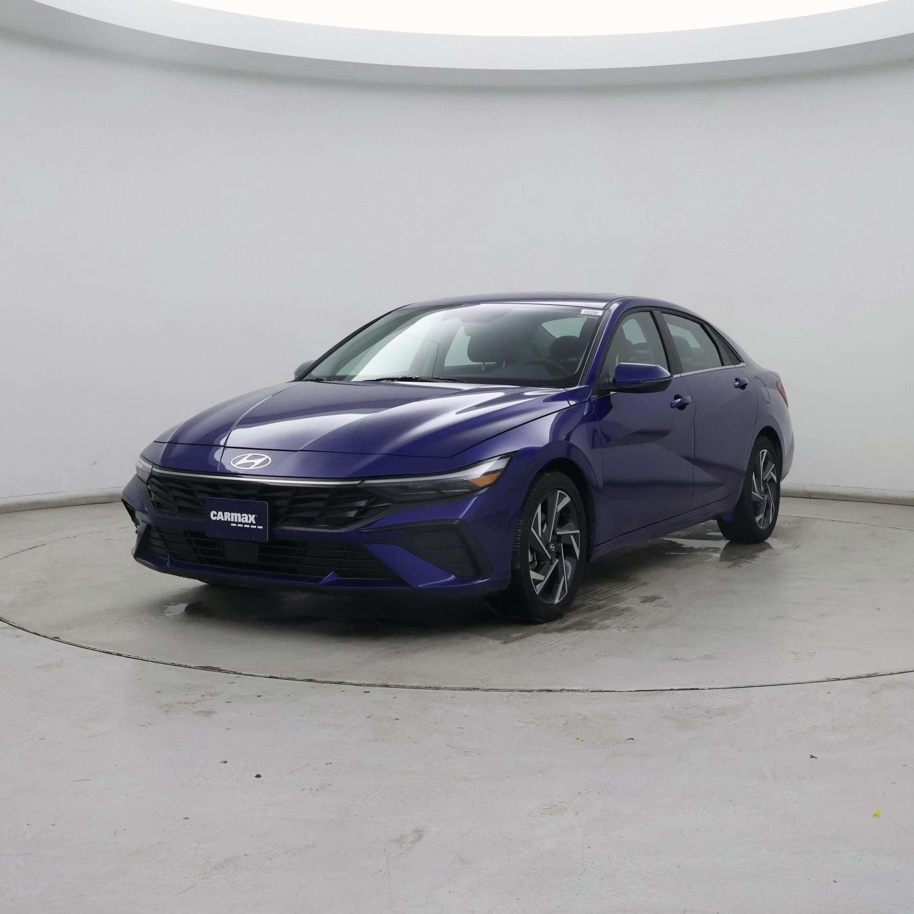 Thumbnail: 2025 Hyundai Elantra - 4