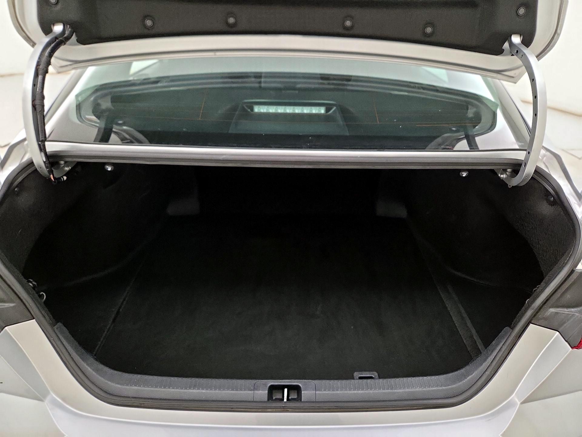 Thumbnail: 2025 Toyota Camry - 20