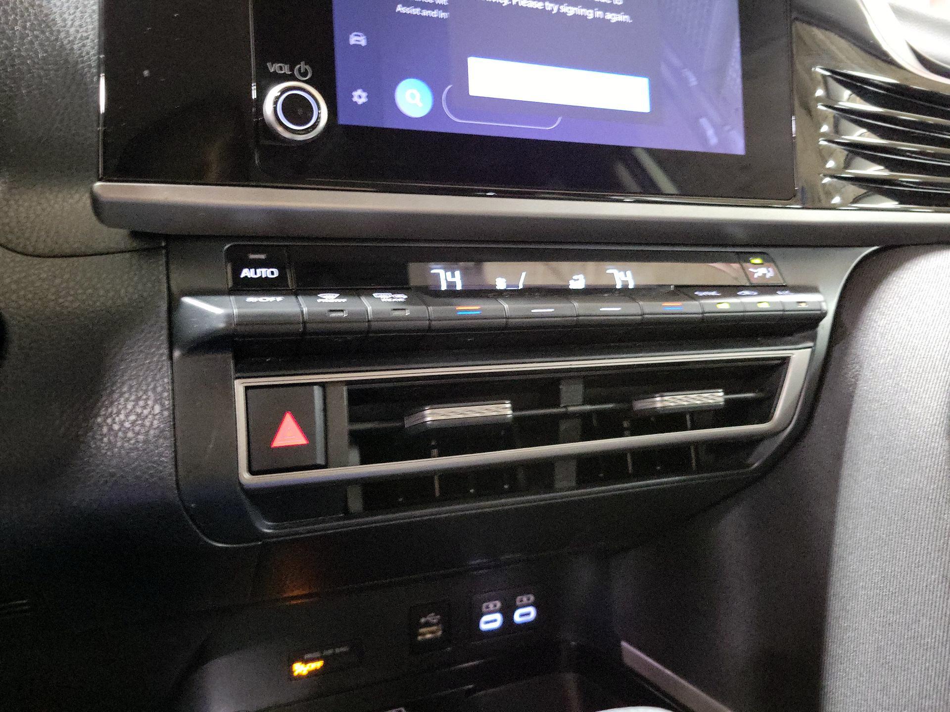 Thumbnail: 2025 Toyota Camry - 16