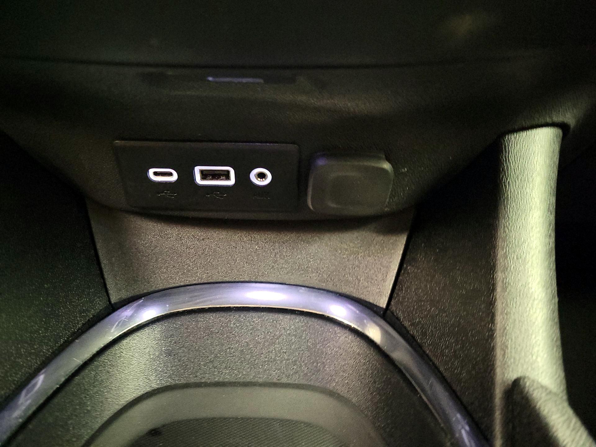 Thumbnail: 2024 Chevrolet Malibu - 18