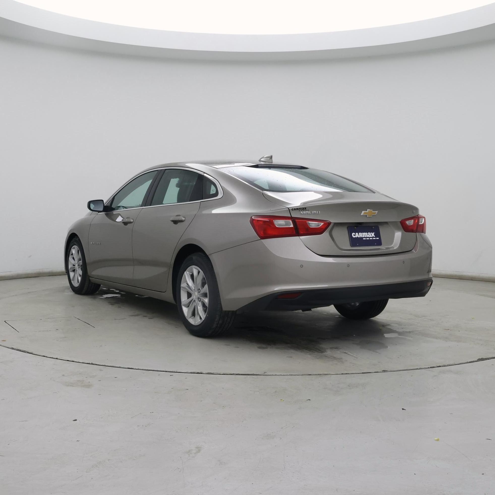 Thumbnail: 2024 Chevrolet Malibu - 2