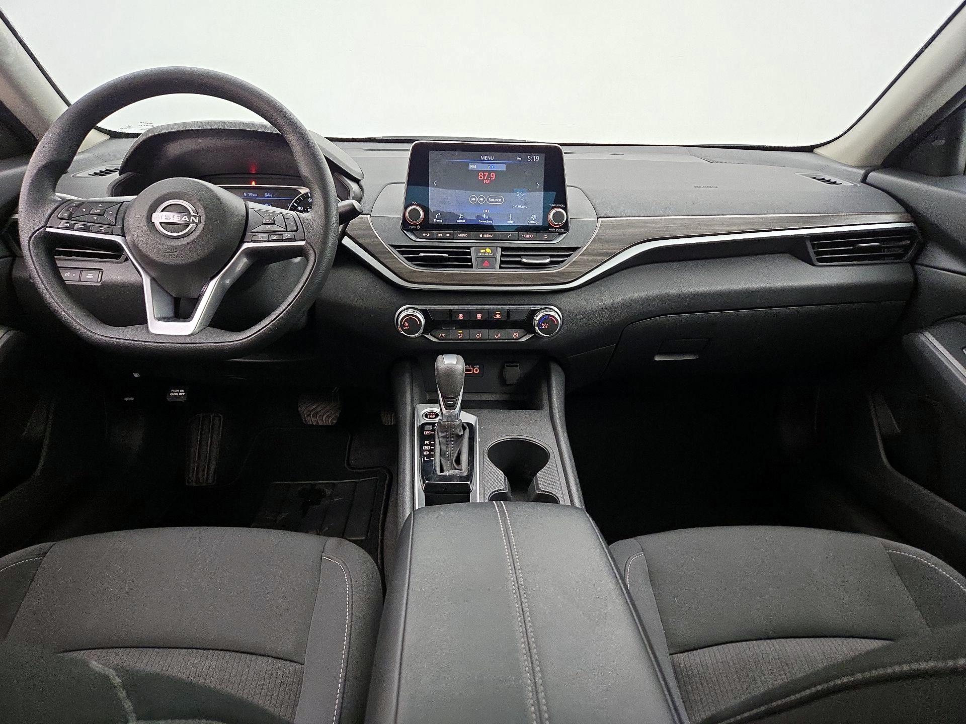 Thumbnail: 2025 Nissan Altima - 9