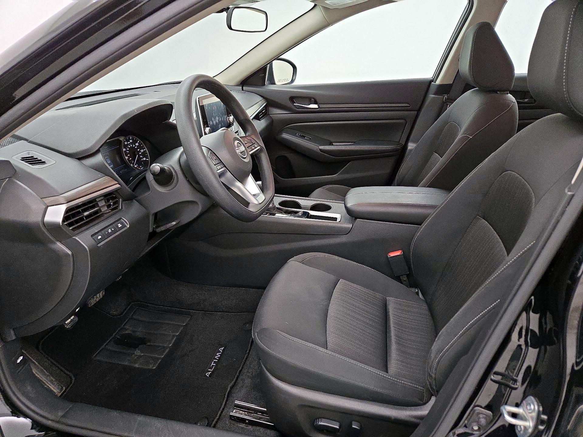 Thumbnail: 2025 Nissan Altima - 11