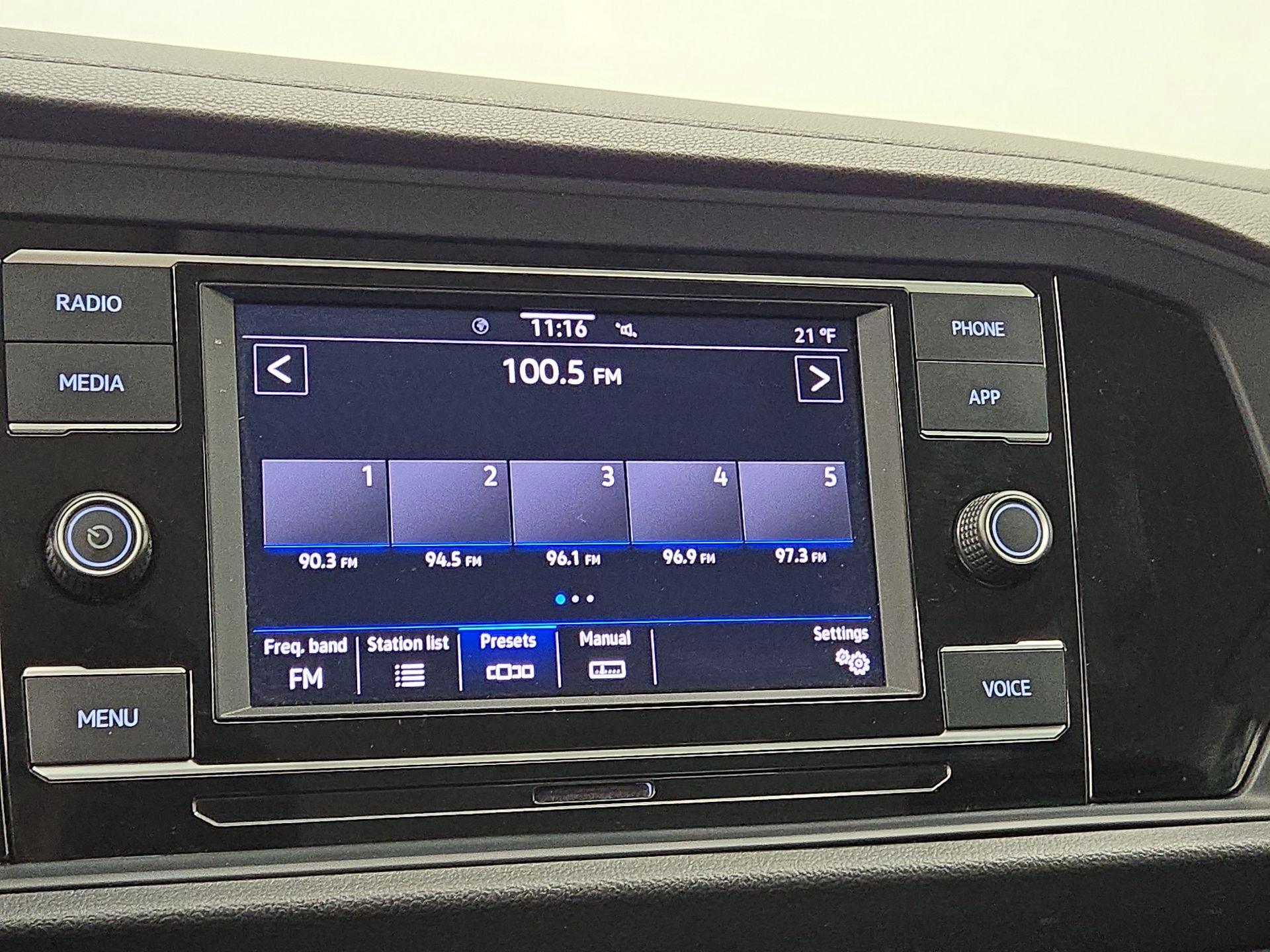 Thumbnail: 2024 Volkswagen Jetta - 14