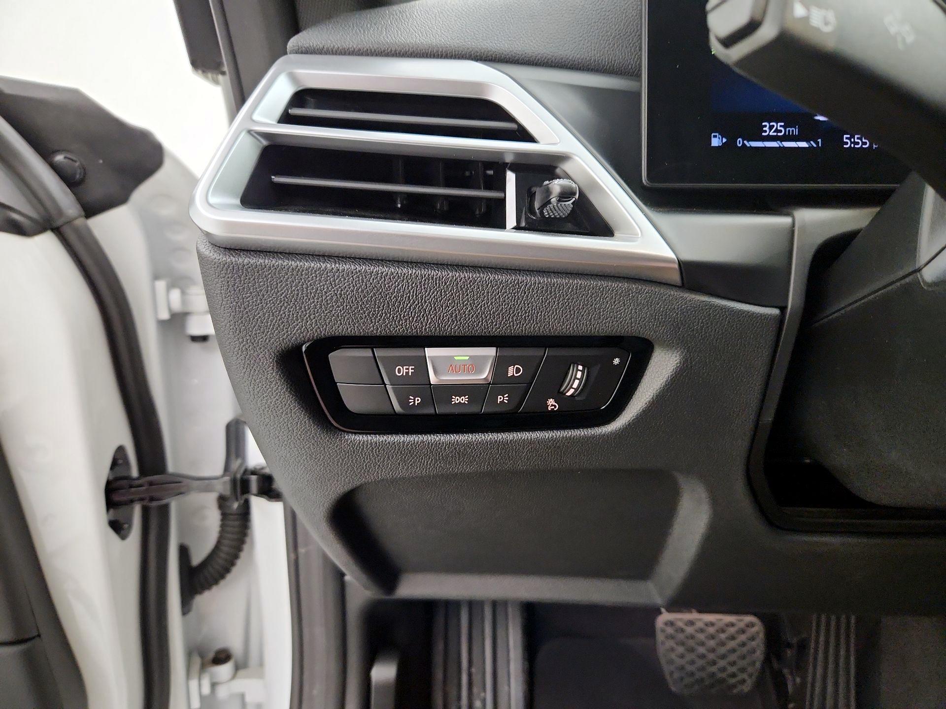 Thumbnail: 2025 BMW 4 Series - 13