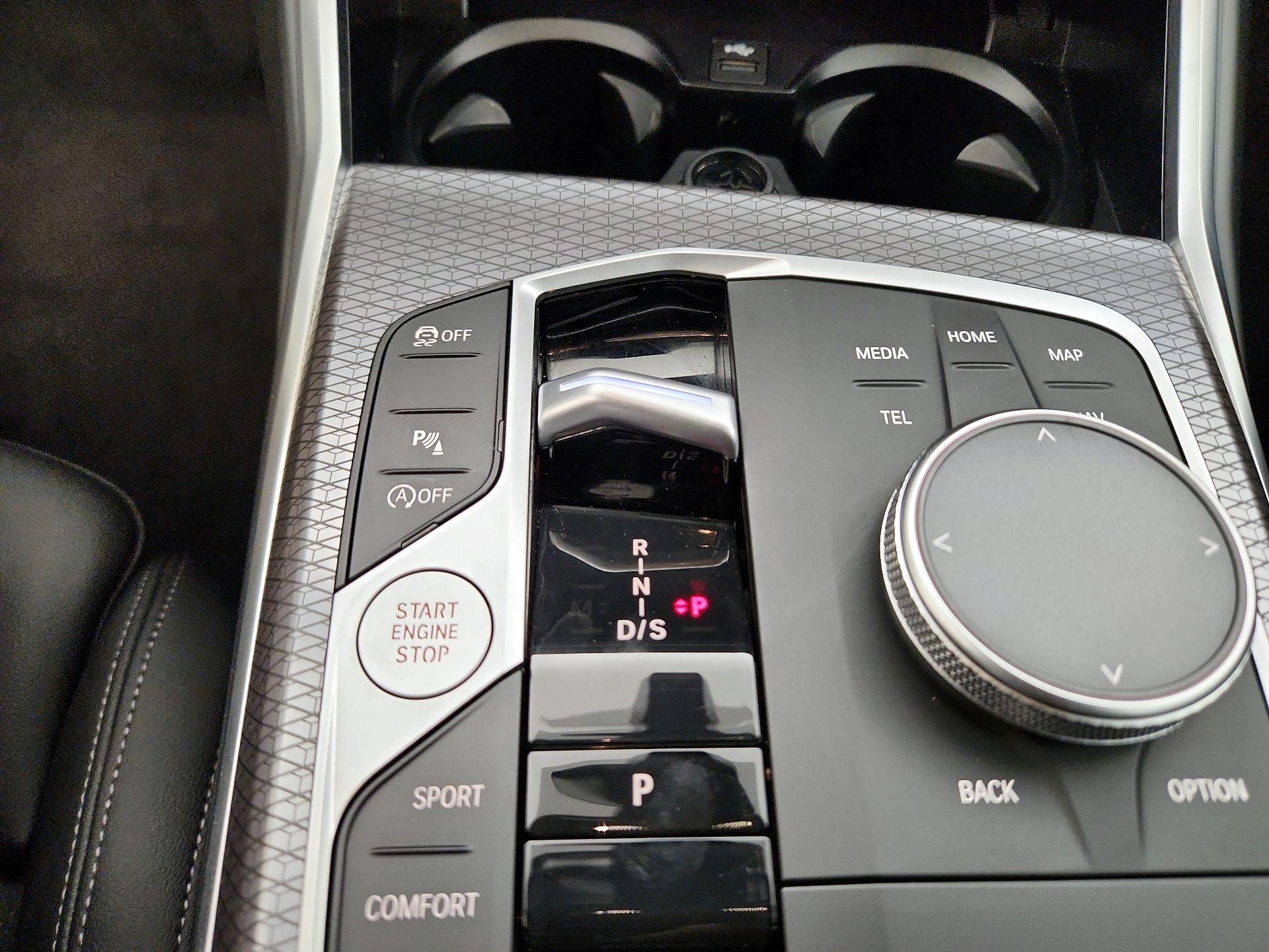 Thumbnail: 2025 BMW 4 Series - 18