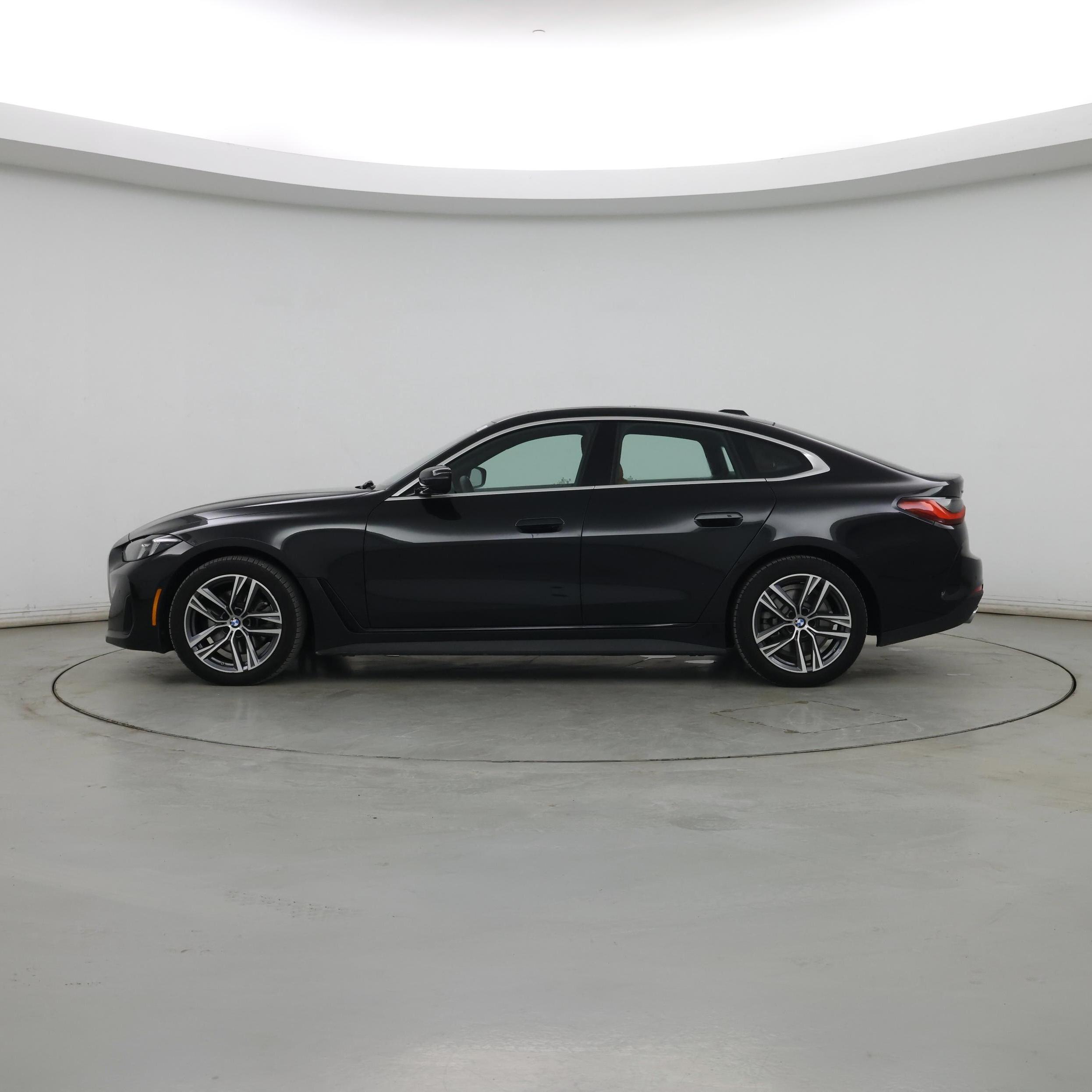 Thumbnail: 2025 BMW 4 Series - 3